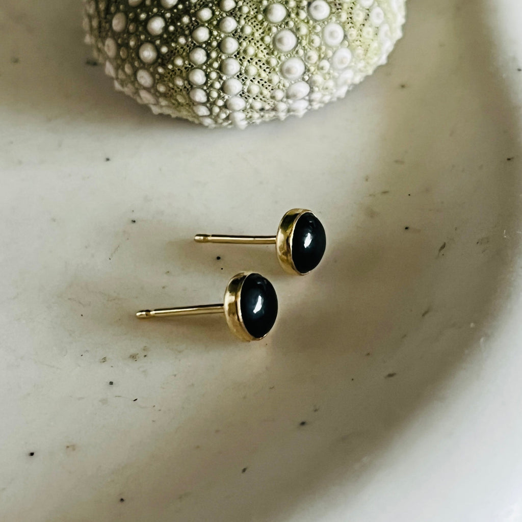 ONYX STUD EARRINGS