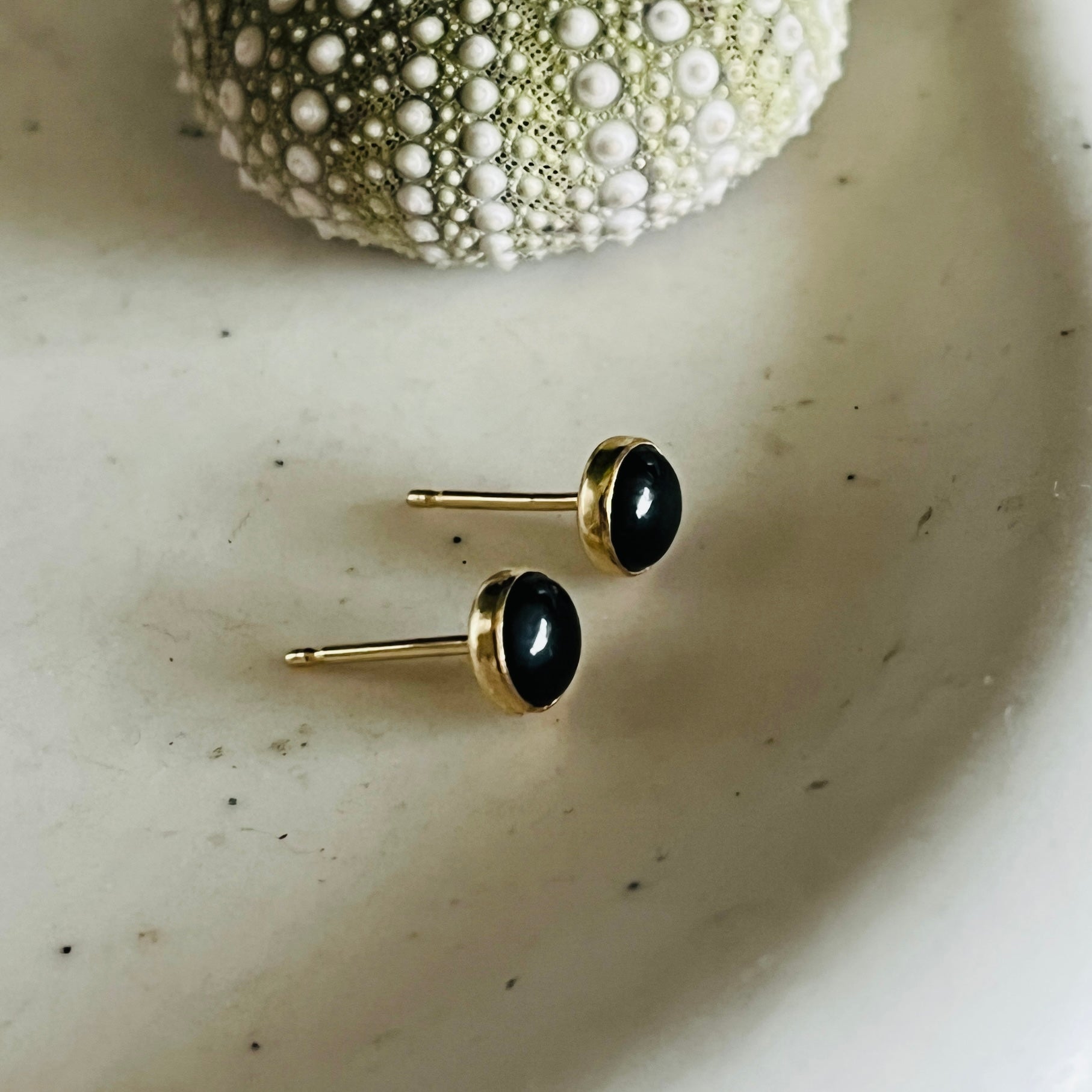 ONYX STUD EARRINGS