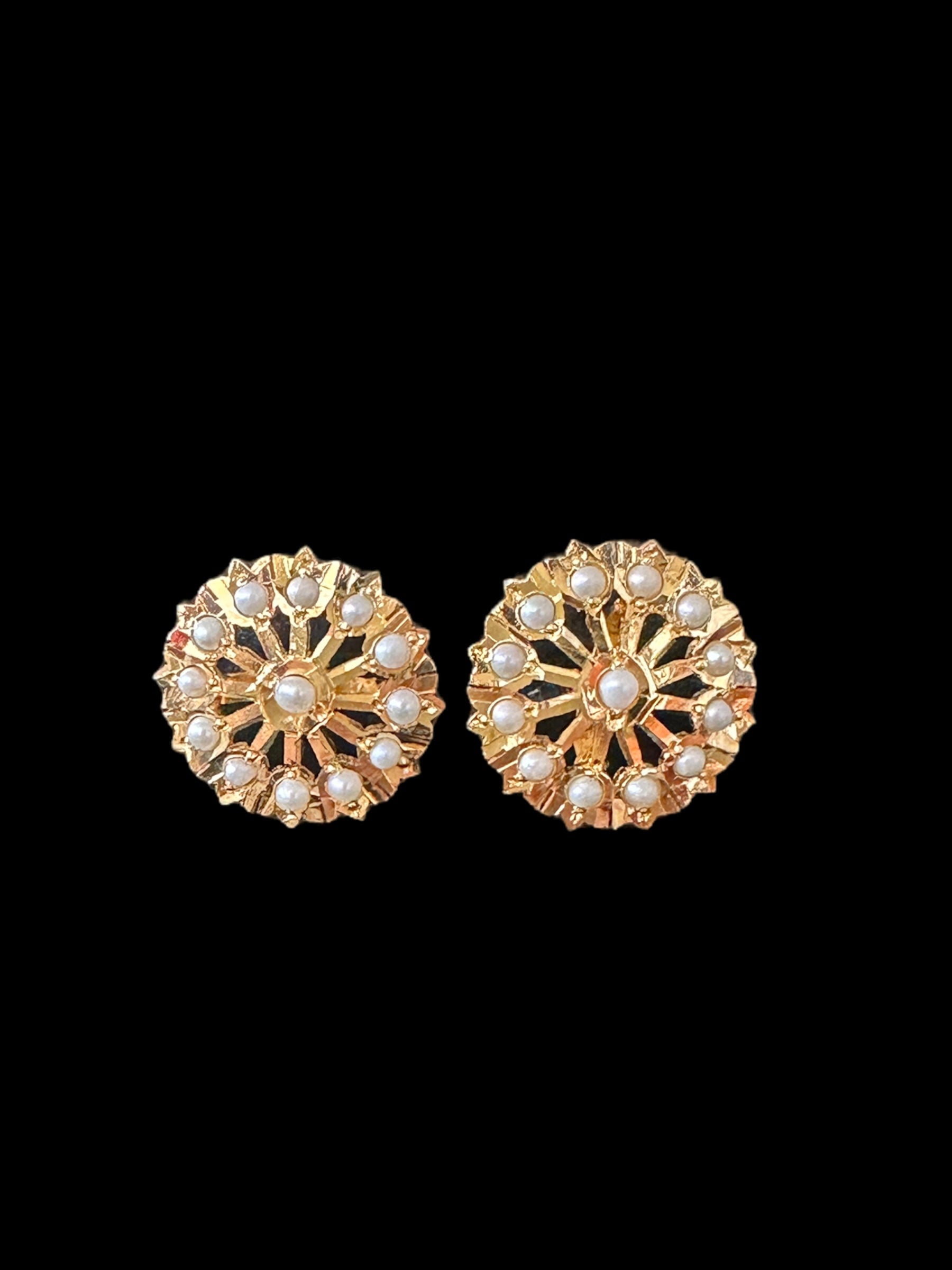 Gold plated silver necklace earrings set in fresh water pearls ( SHIPS IN 4 WEEKS )