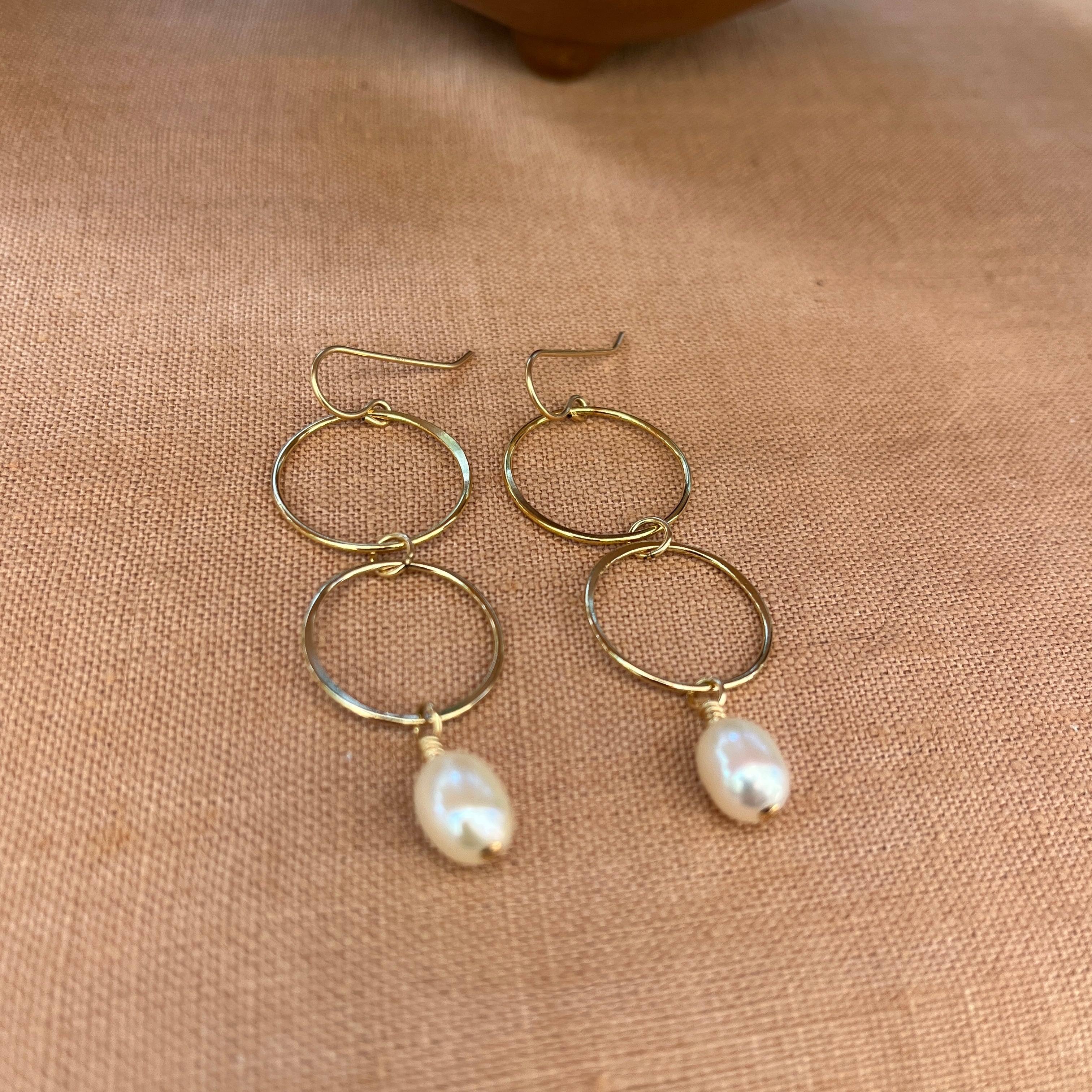 BIG PEARL EARRINGS