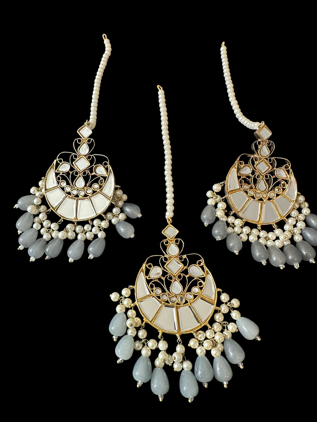Earrings tika in grey beads ( READY TO SHIP )