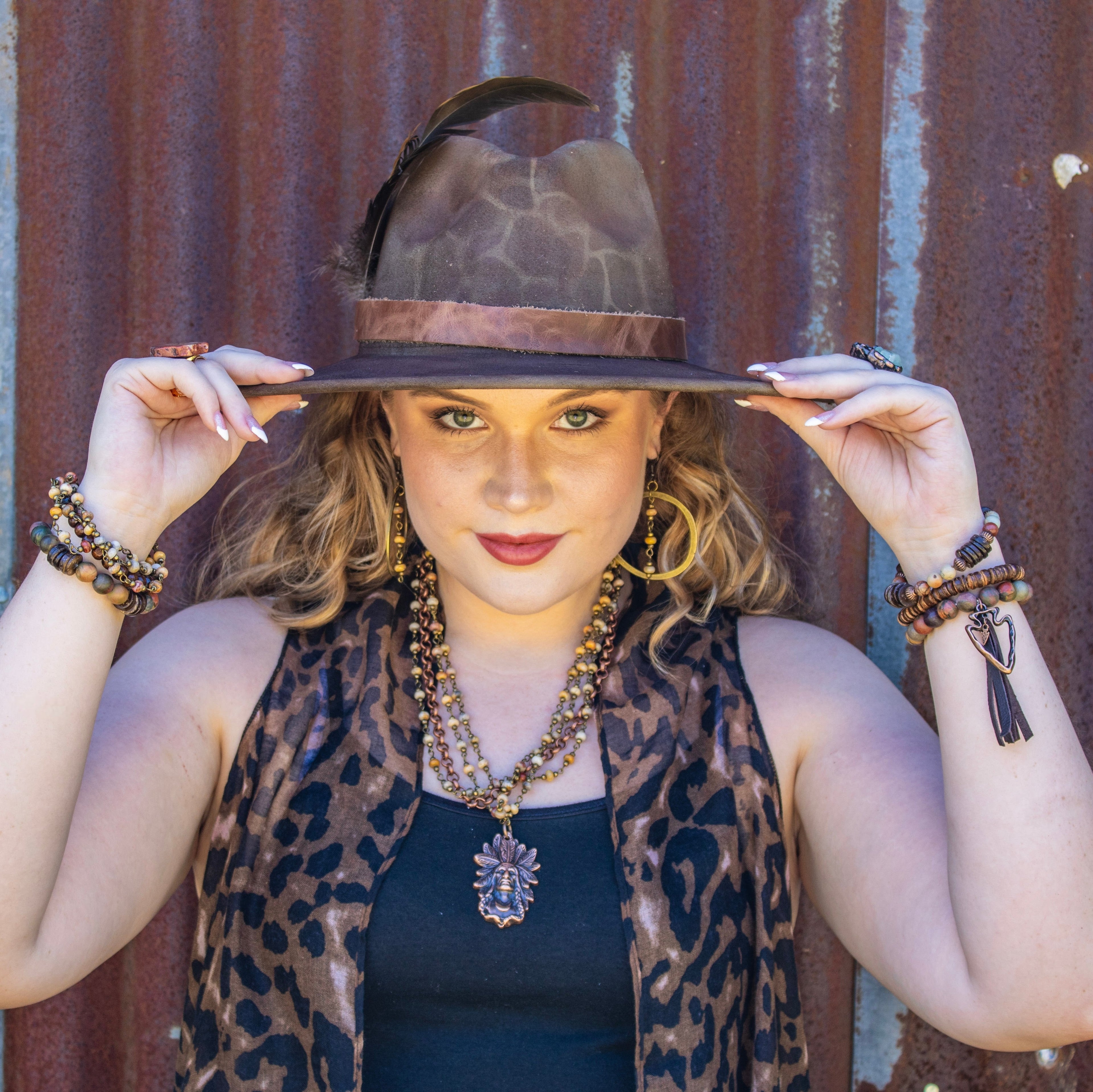 Natural Agate Beaded Collar Necklace w/ Indian Pendant 260v