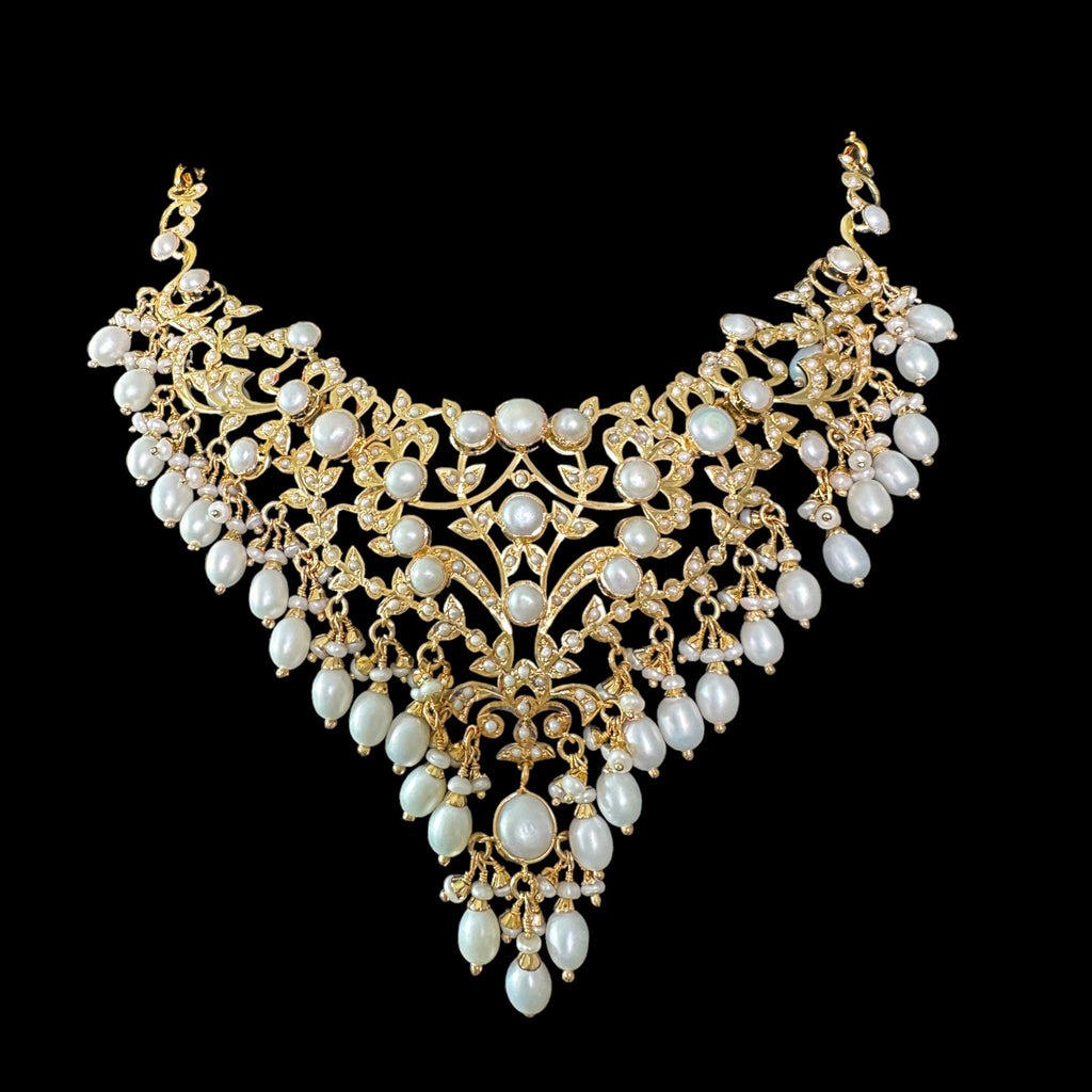 Fresh water pearl necklace with earrings in gold plated silver ( SHIPS IN 5 WEEKS )