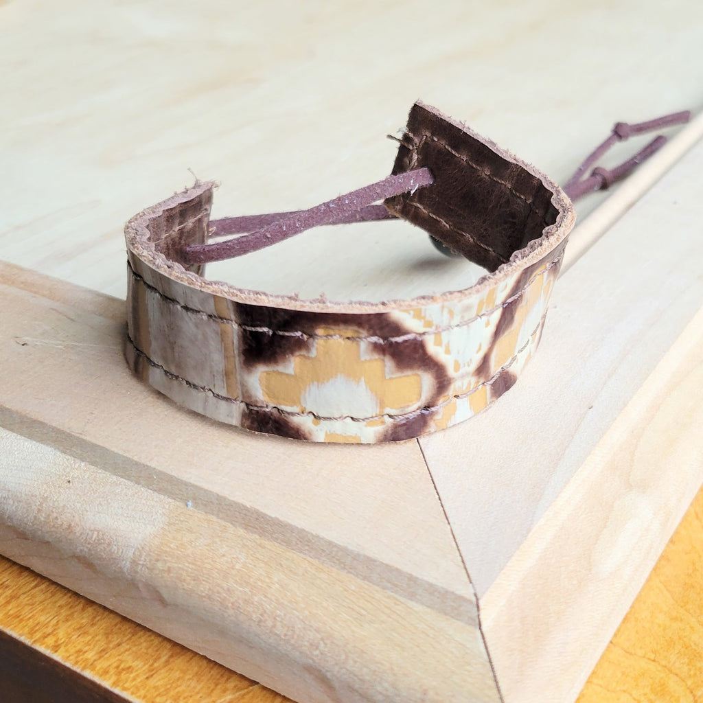 **Narrow Genuine Leather Cuff in Sienna Navajo 004aa