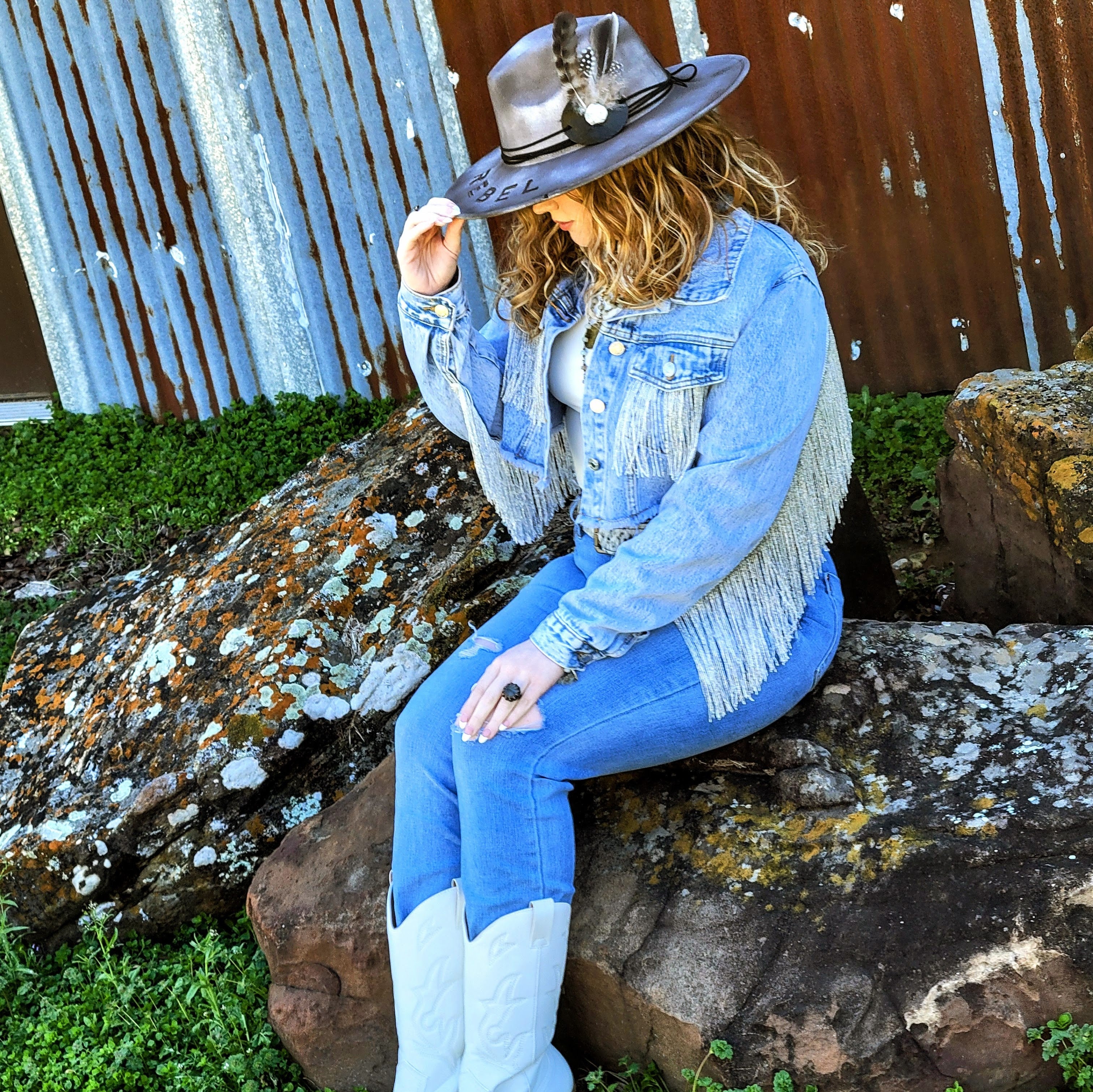 Genuine Labradorite Ring set in Antique Copper 012x