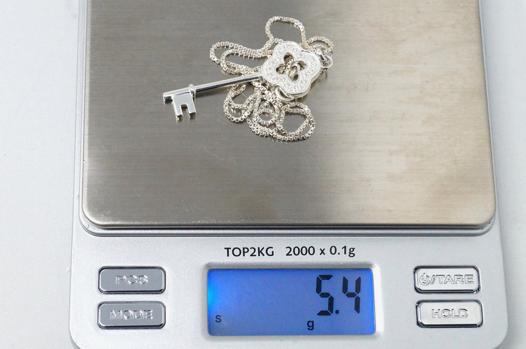 STUNNING Vintage Cz Accented Royal Key Sterling Silver Necklace 16" -