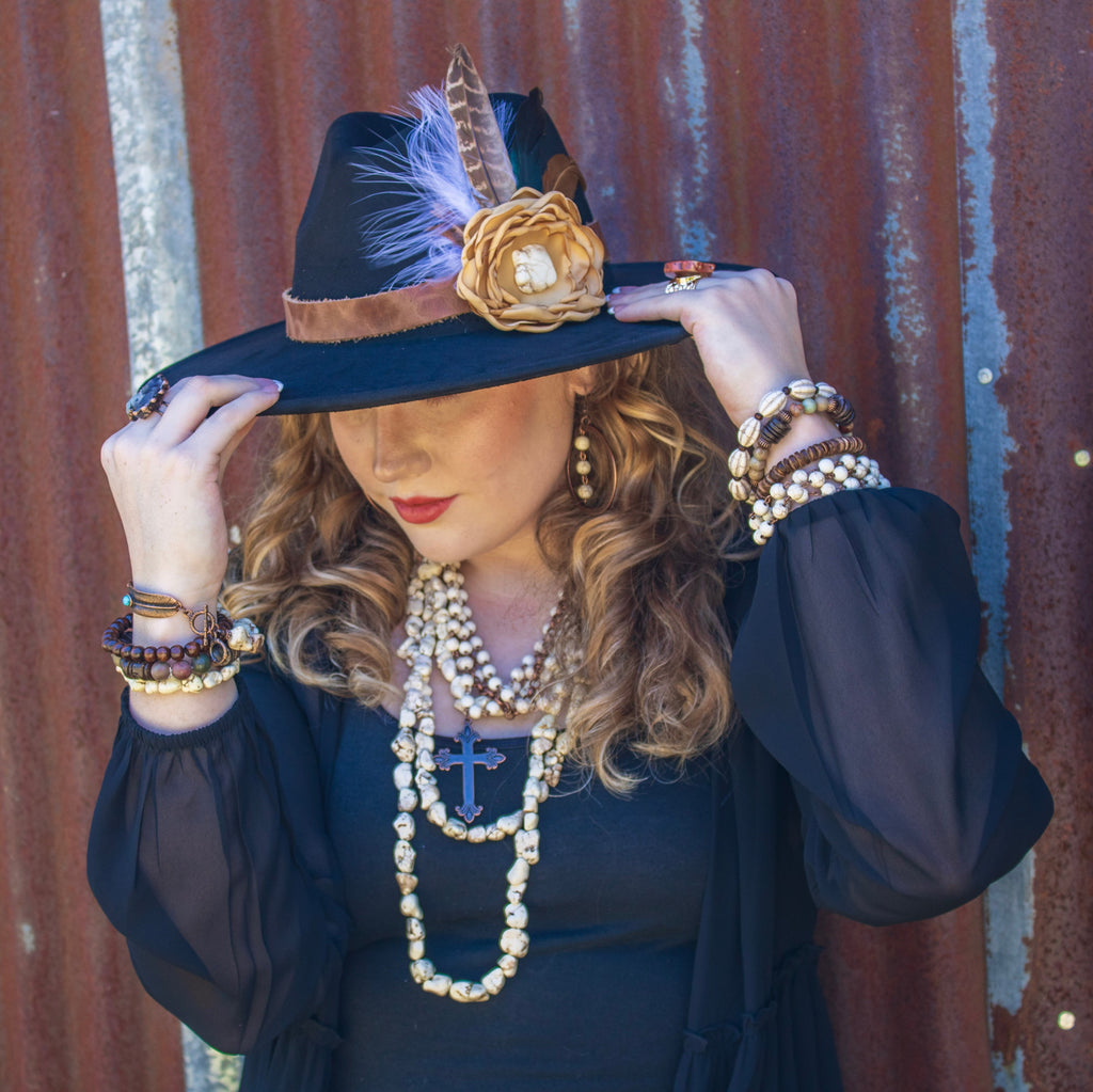 White Turquoise Beaded Collar Necklace w/ Cross Pendant 260z