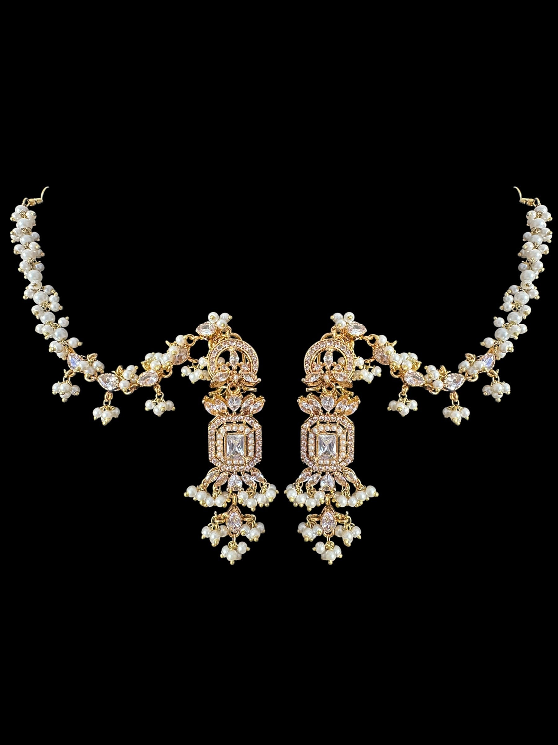 BR495 Shiza bridal set in pearls ( SHIPS IN 4 WEEKS )