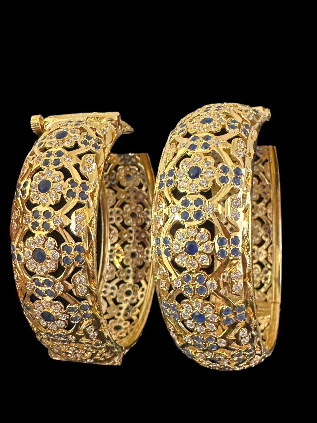 B321 Shibra bangles in sapphire zircon ( SHIPS IN 4 WEEKS )