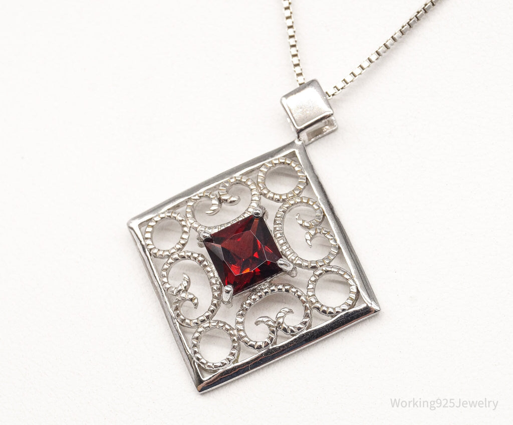 Vintage Garnet Sterling Silver Necklace 18"