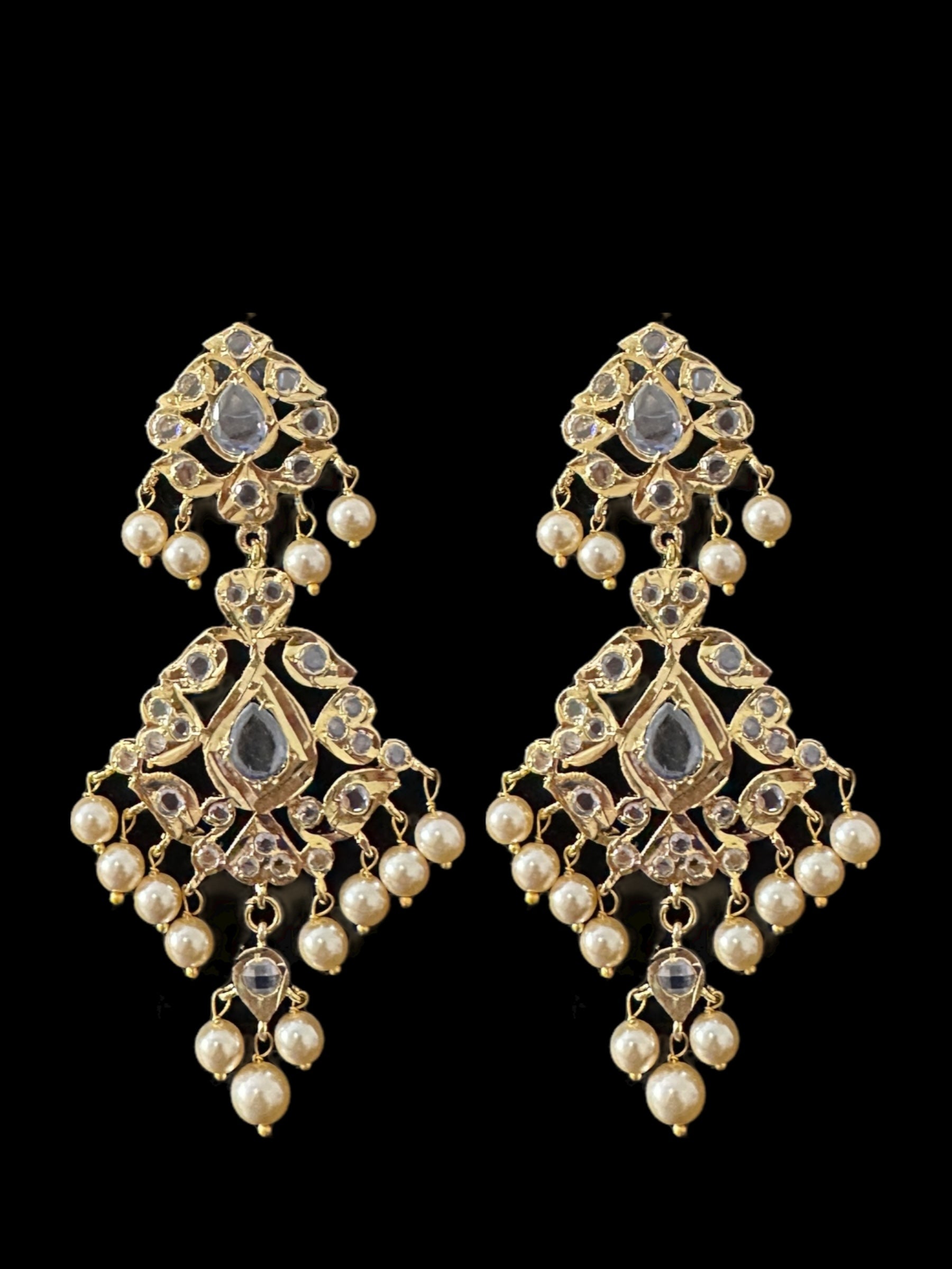 DNS197 Smitha necklace set  in pearls  (READY TO SHIP)