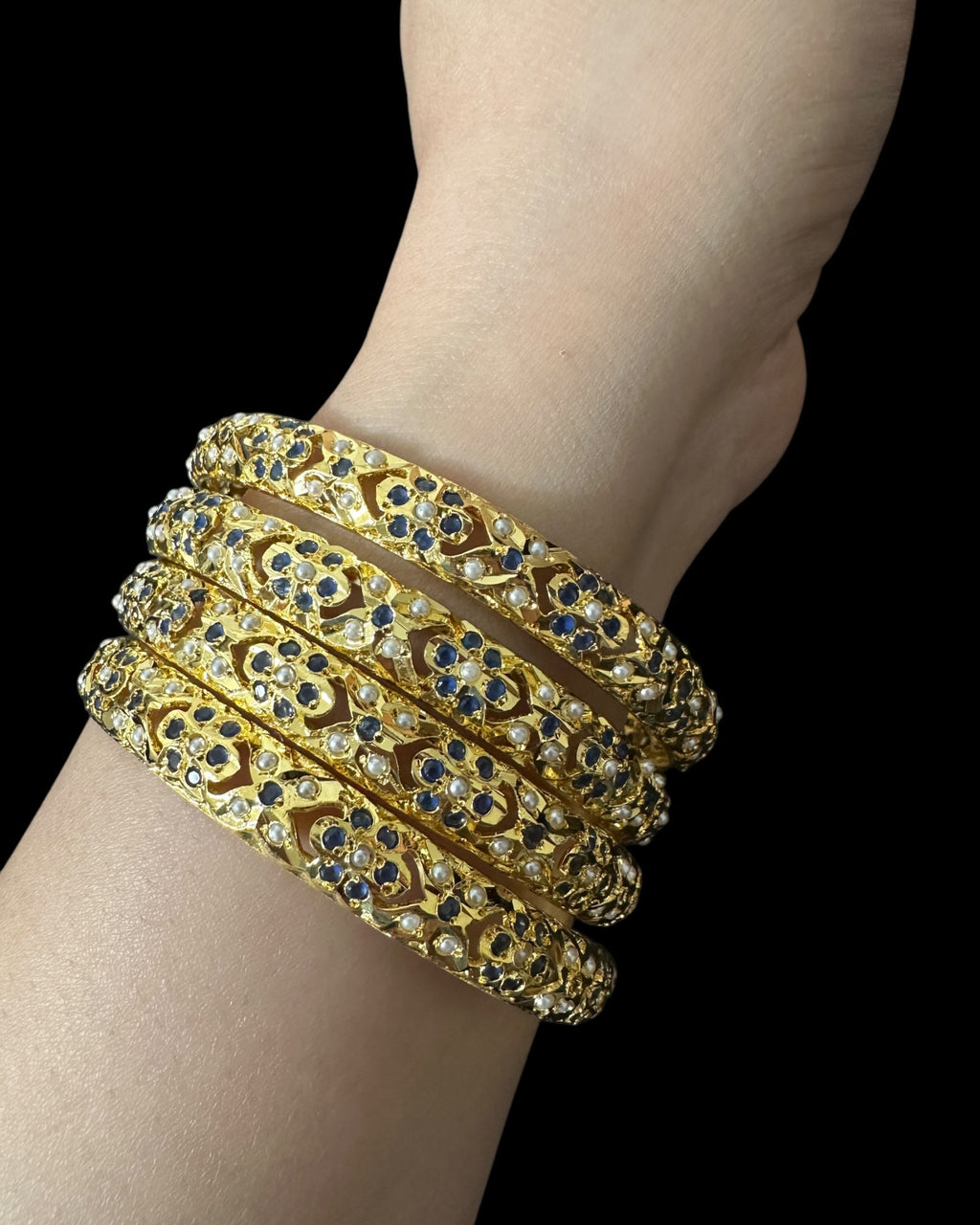 Amira sapphire pearls bangles - set of 4 ( READY TO SHIP )