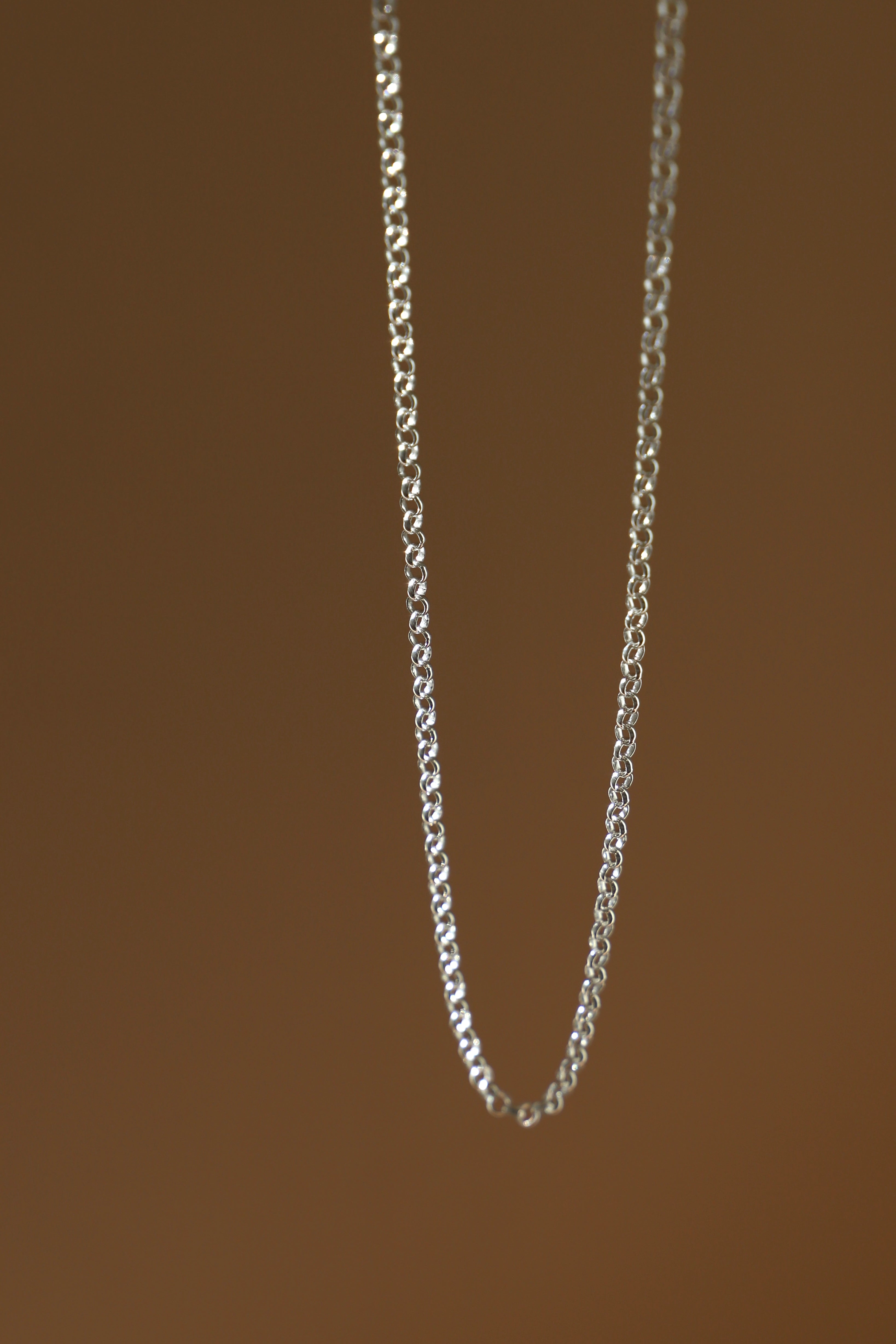 SILVER ROLO CHAIN NECKLACE