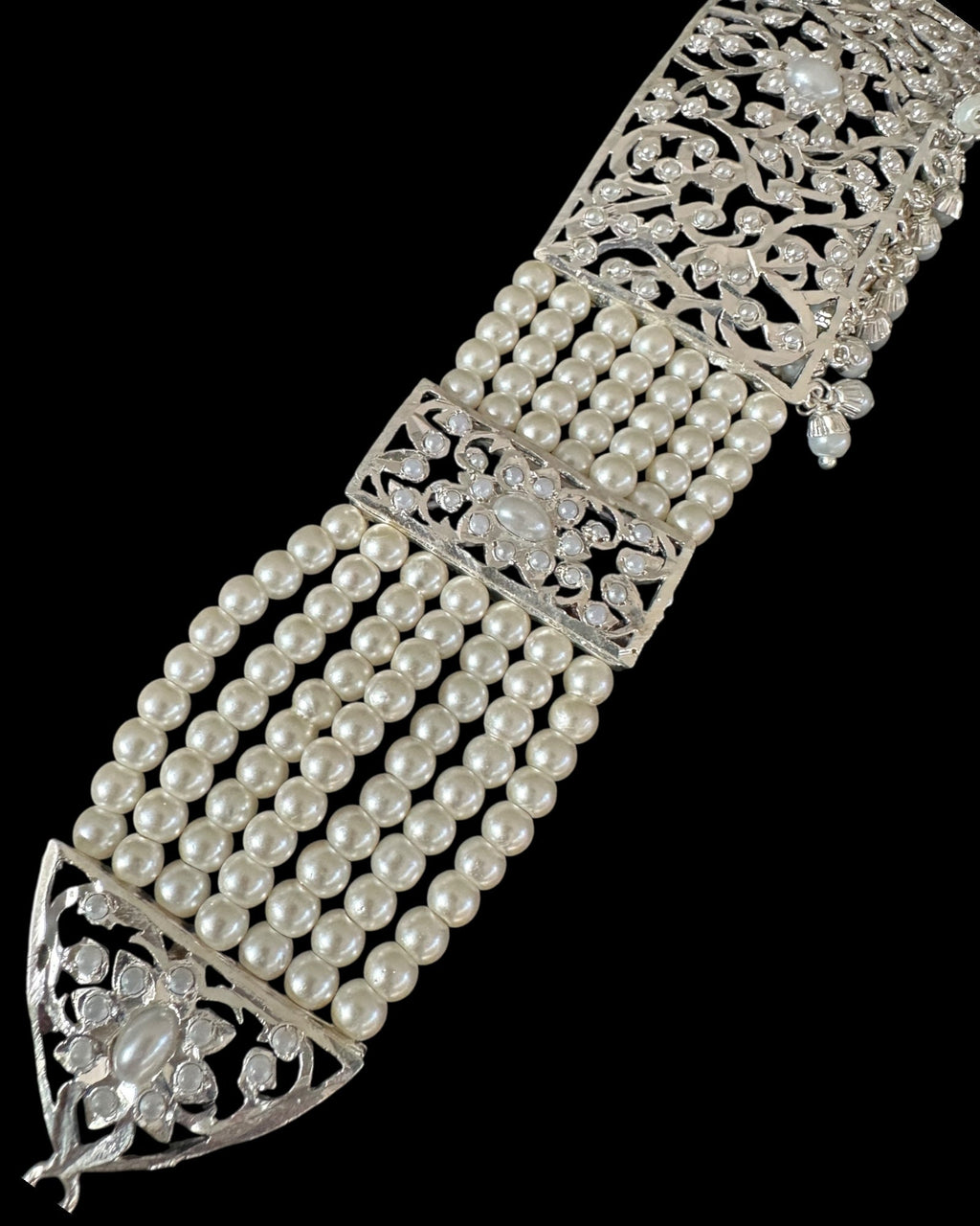 C569 Silver plated jadau choker in pearls ( SHIPS IN 4 WEEKS )