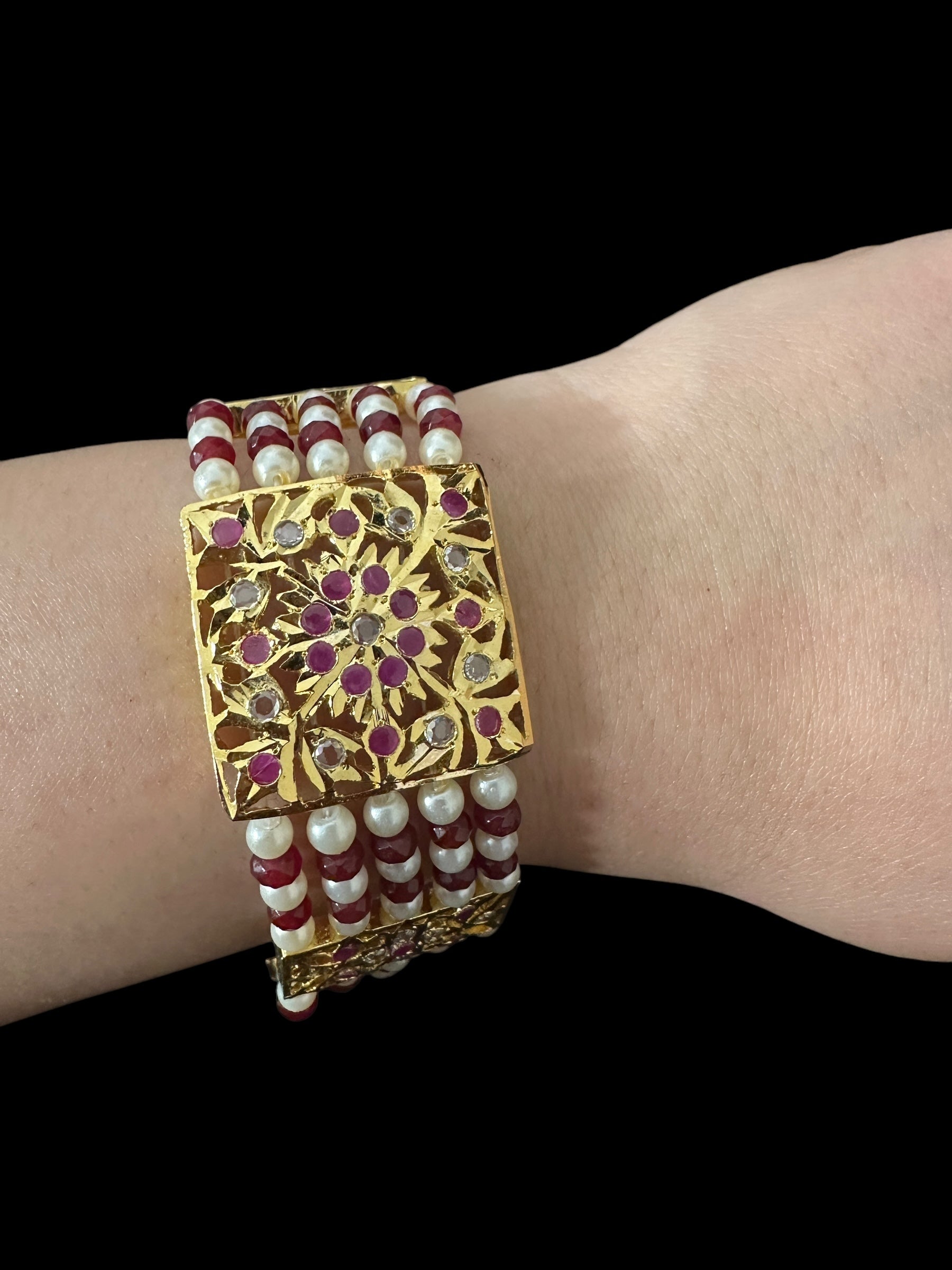 Maureen bracelet  ( READY TO SHIP )