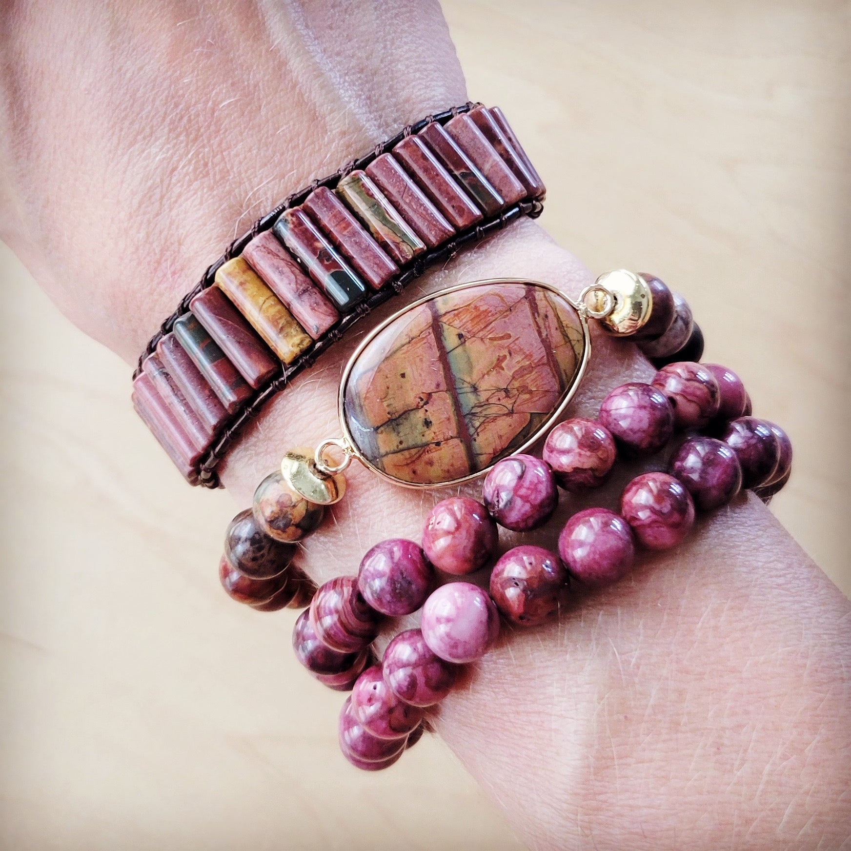 **Pink Agate Beaded Stretch Bracelet 810y