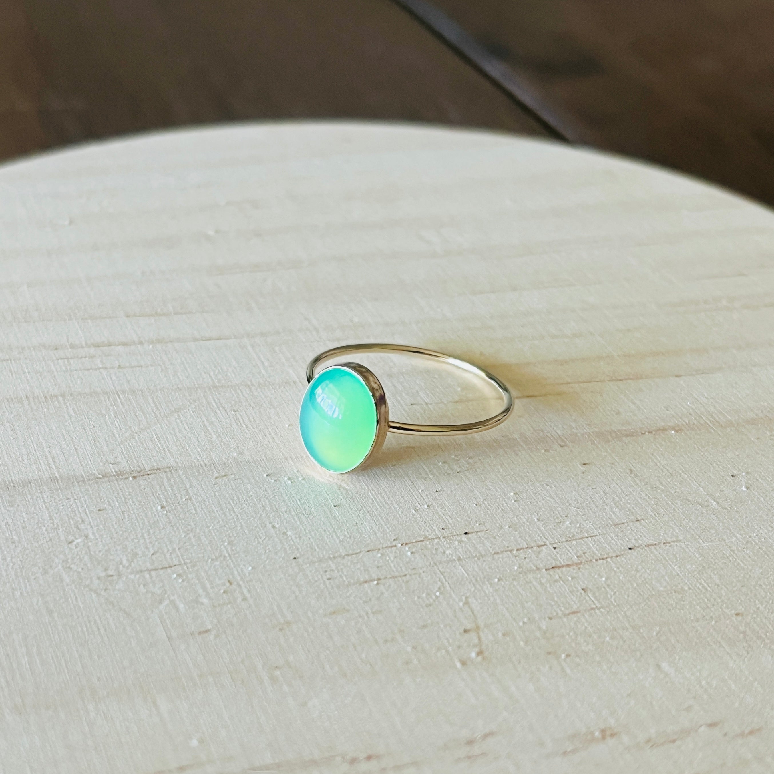 CHRYSOPRASE OVAL RING