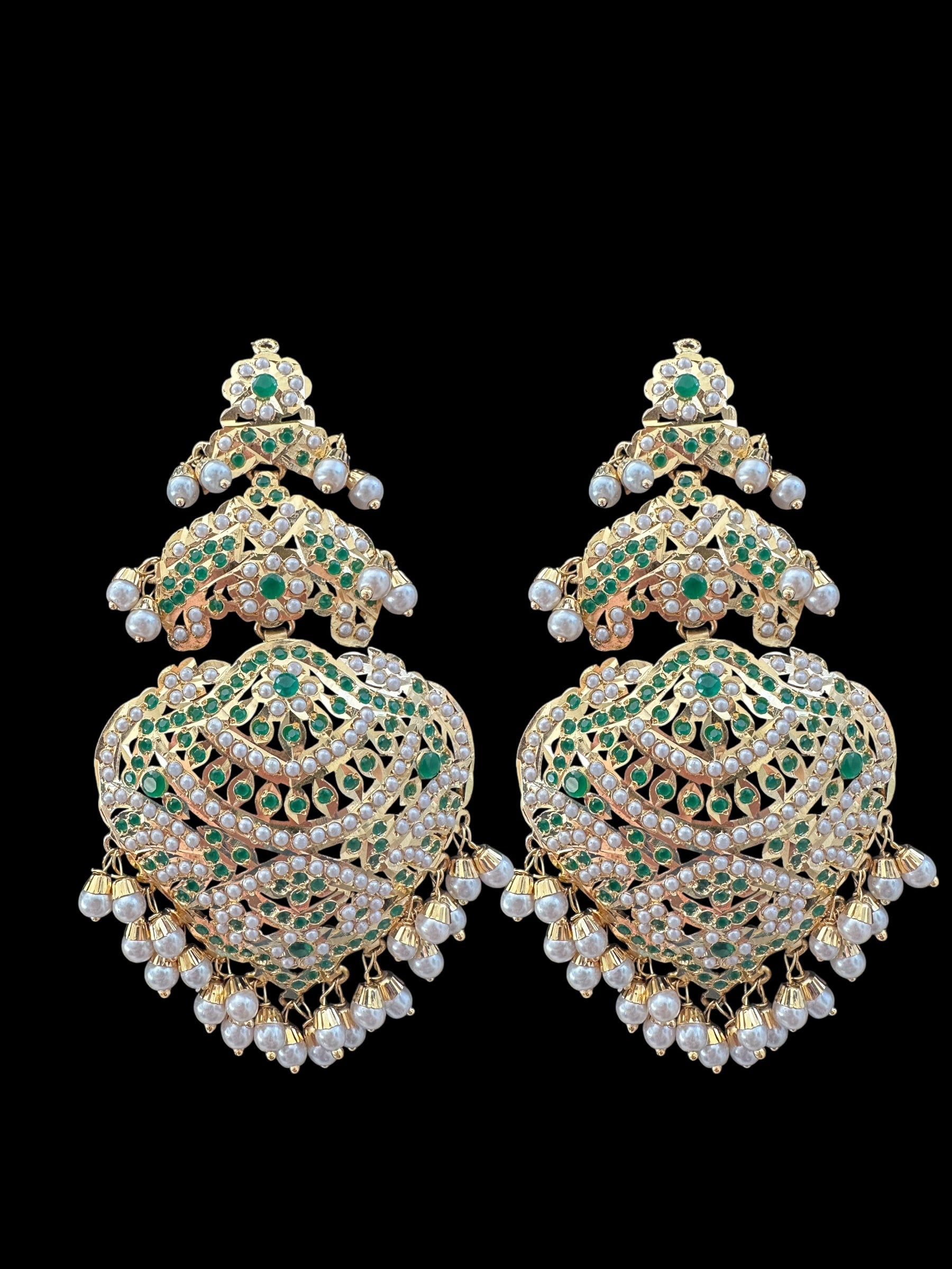 DER643 emerald and pearl jadau earrings ( READY TO SHIP )