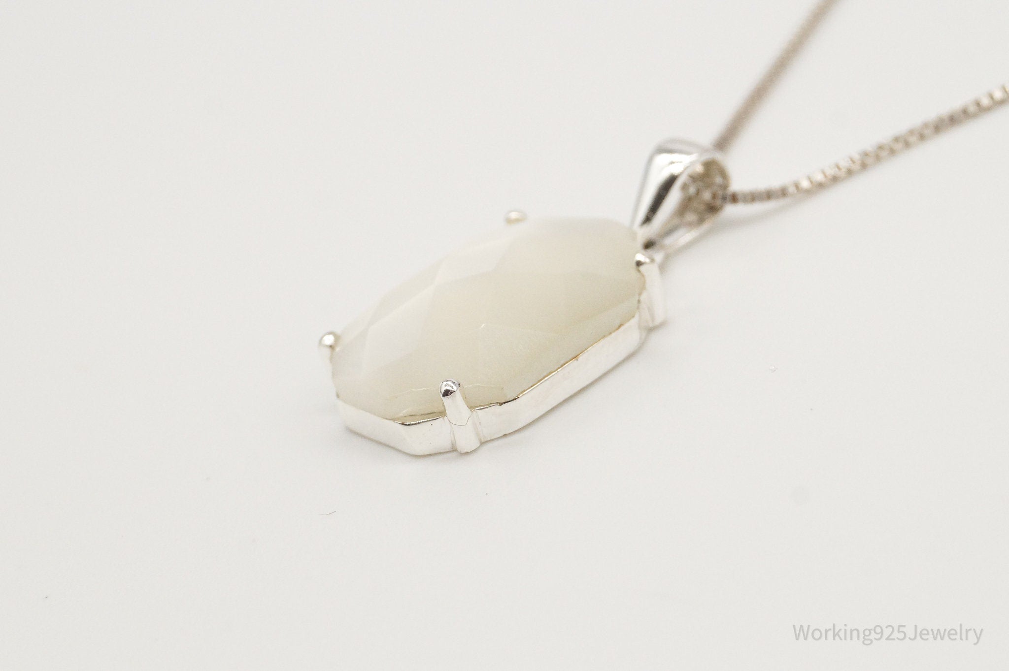 Vintage Art Deco Style Mother of Pearl Sterling Silver Necklace