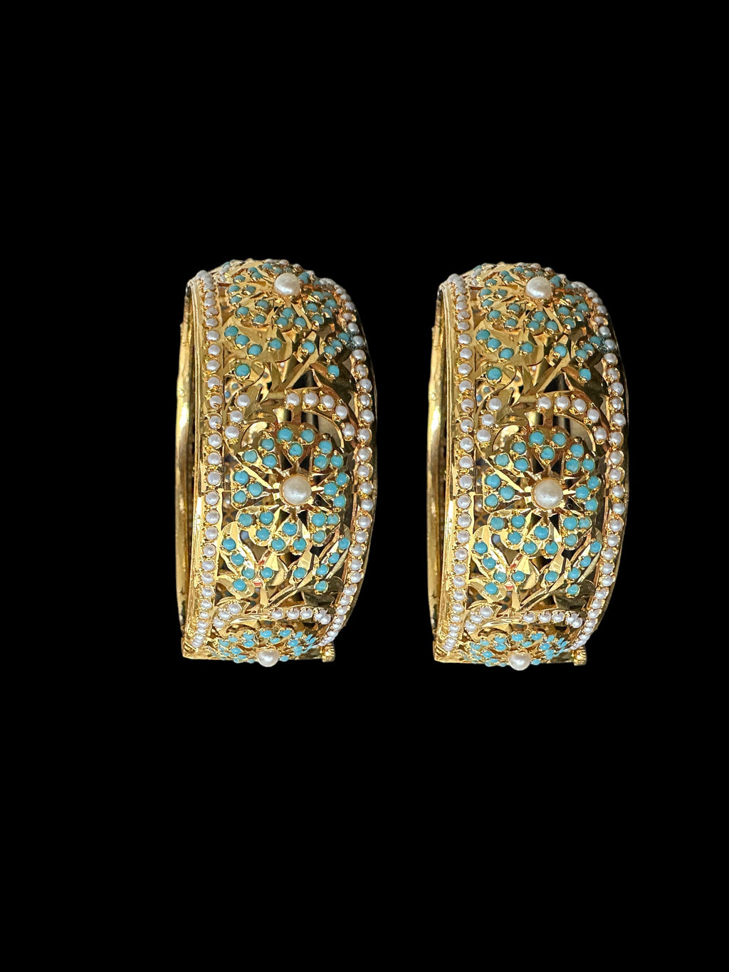 B172Alea Jadau bangles in turquoise pearls ( SHIPS IN 4 WEEKS )