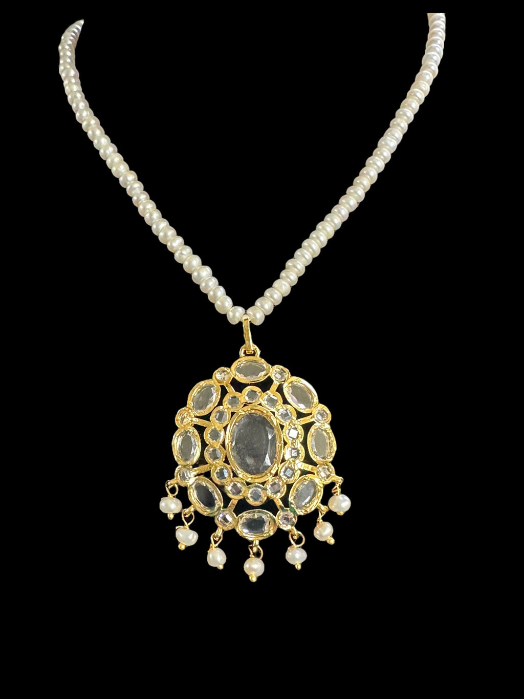 PS224 Gold plated pendant set with earrings in fresh water pearls ( READY TO SHIP )