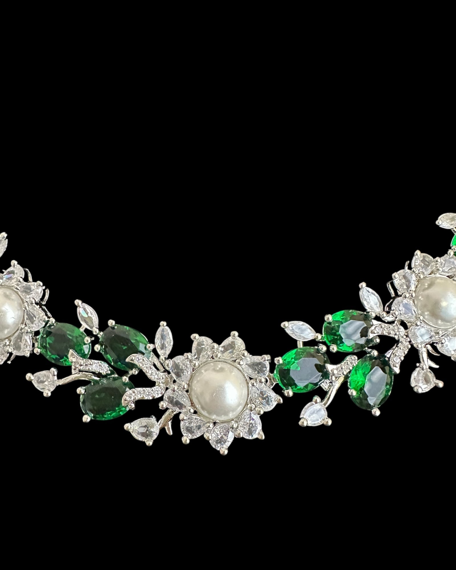 DNS137G silver plated necklace set - Green / Emerald  ( READY TO SHIP )