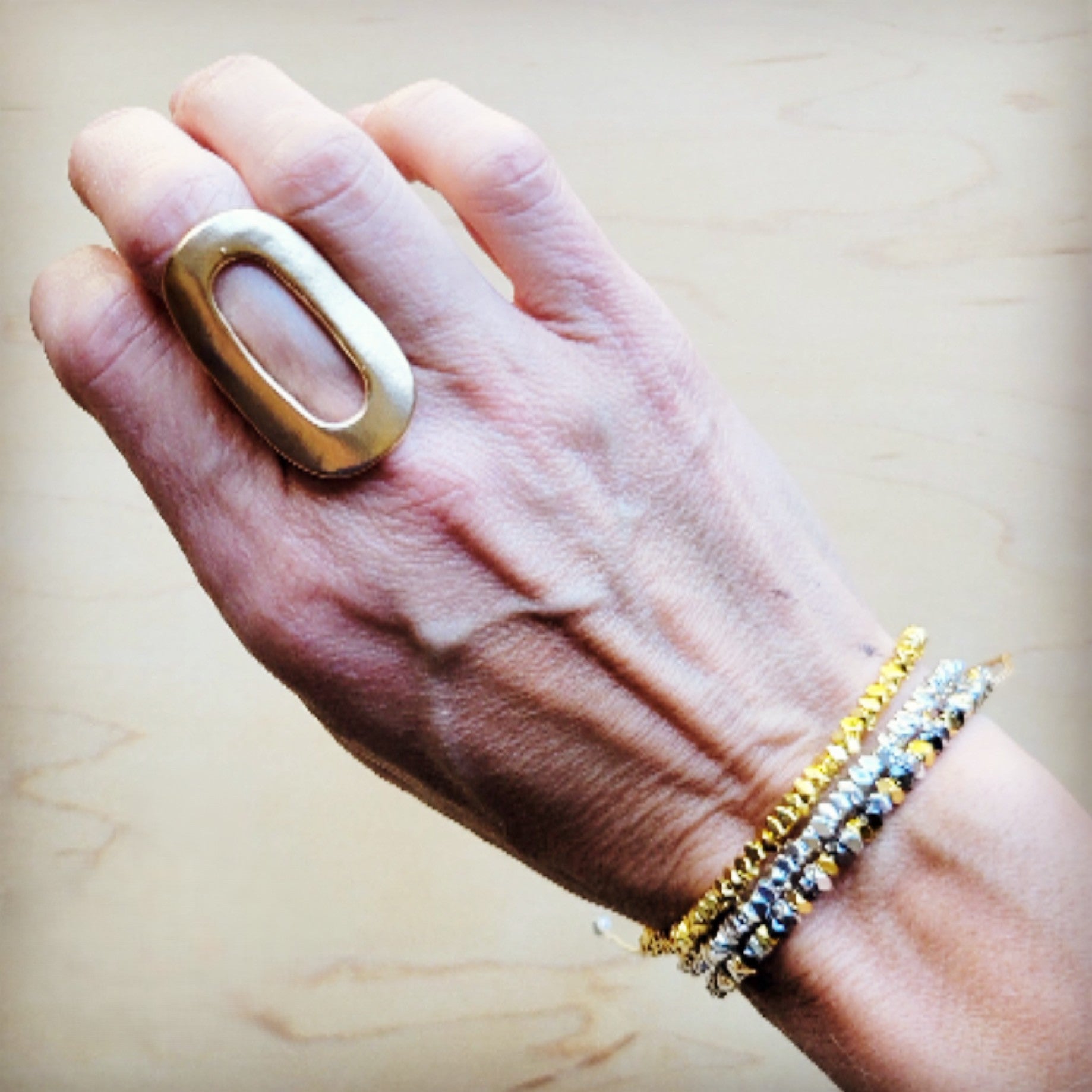 **Stackable Woven Beaded Bracelet in Silver 809v