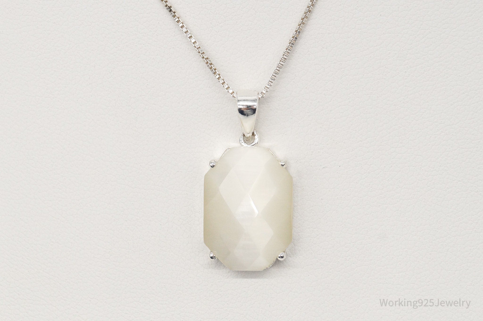 Vintage Art Deco Style Mother of Pearl Sterling Silver Necklace