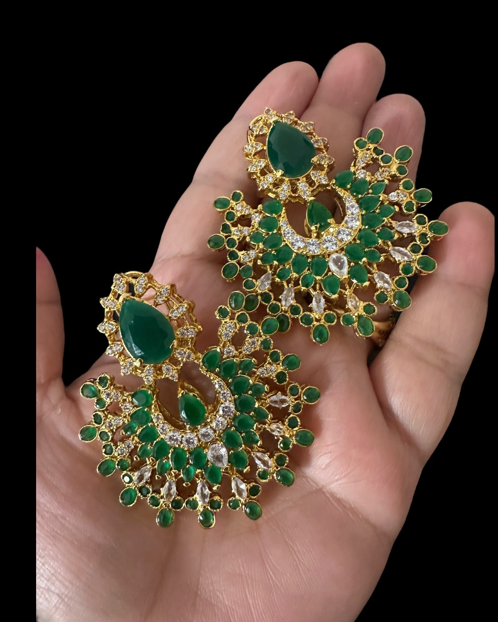 DER803 Subhana Cz earrings - Green ( READY TO SHIP )