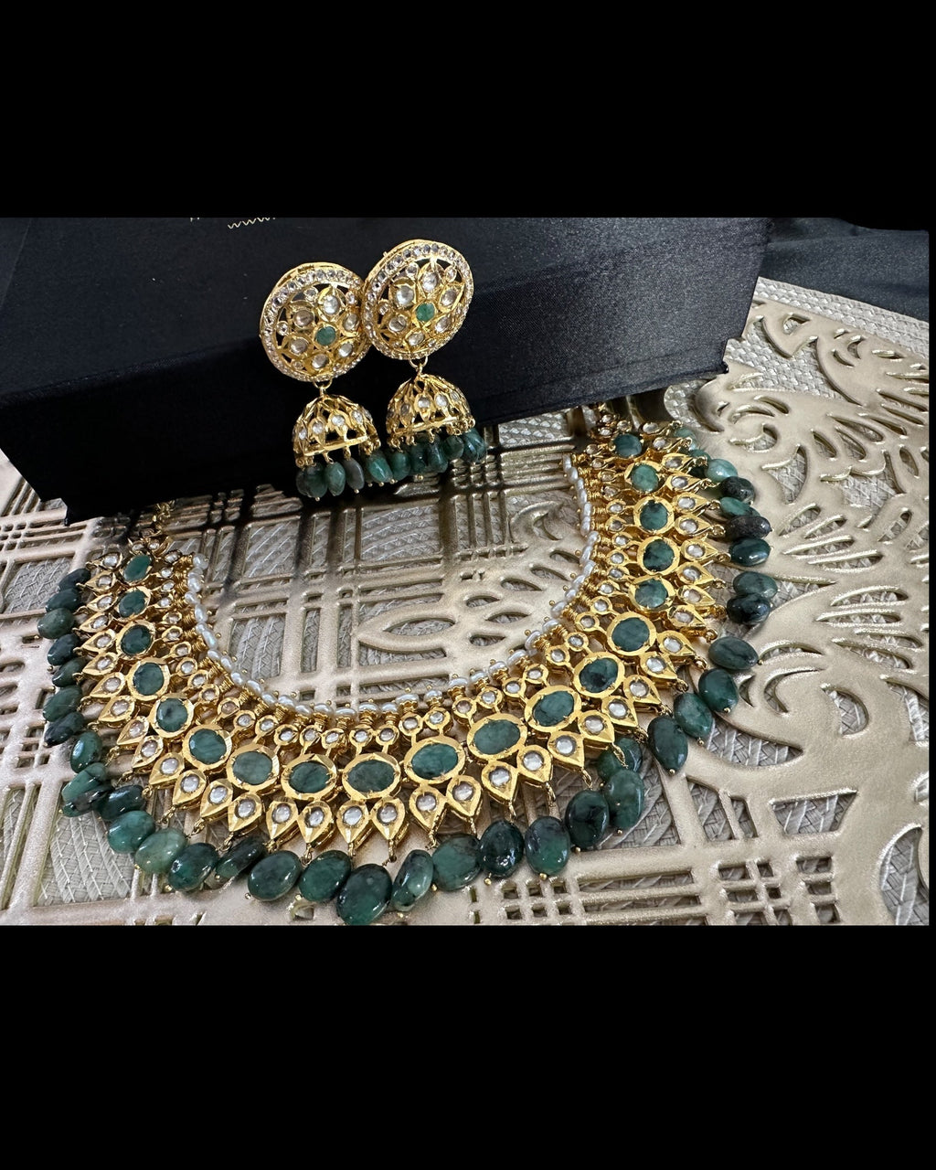 DNS182  Aleezay necklace with emerald stones ( READY TO SHIP  )