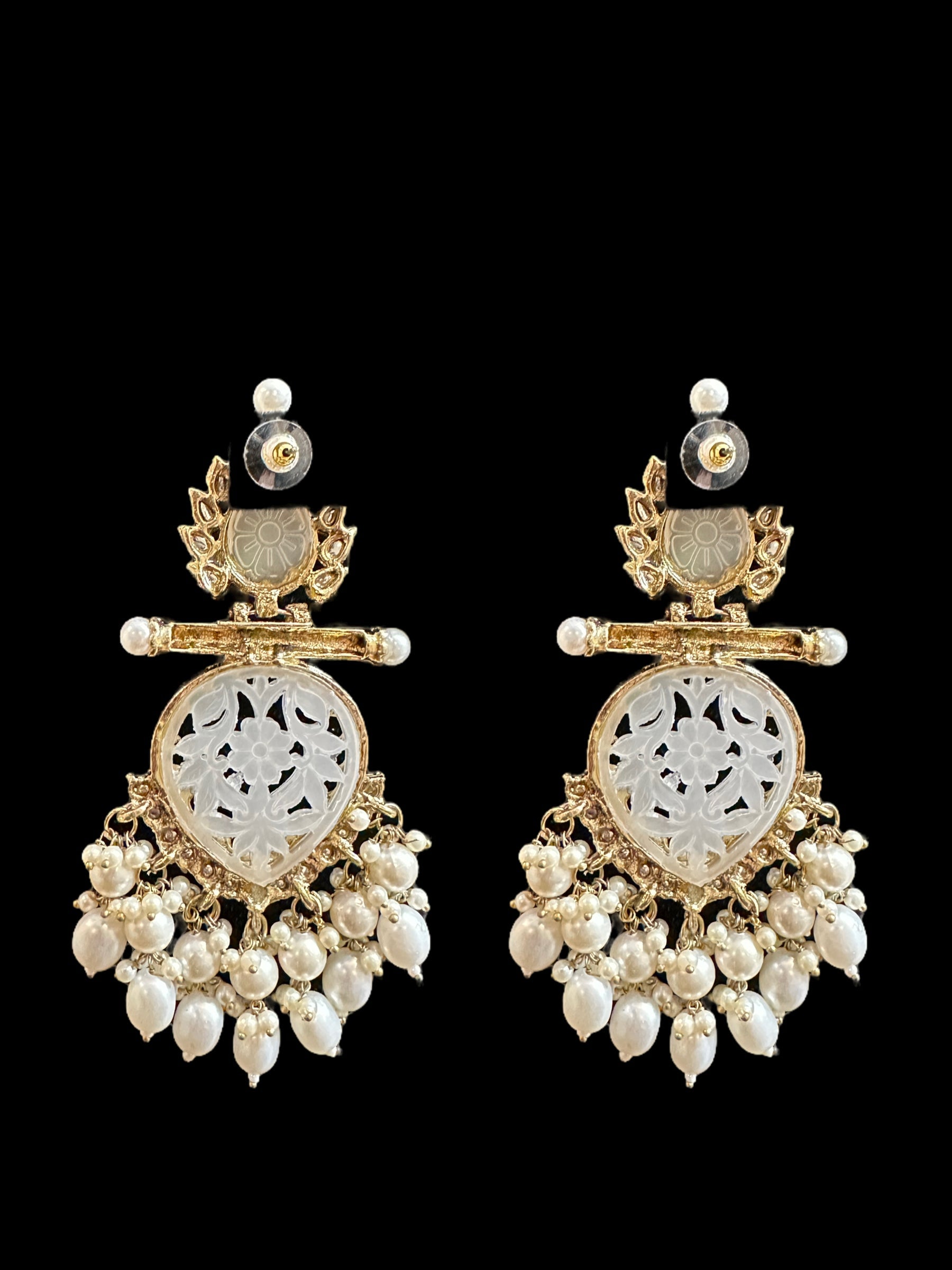 DER578 Aikeyah earrings  ( READY TO SHIP )