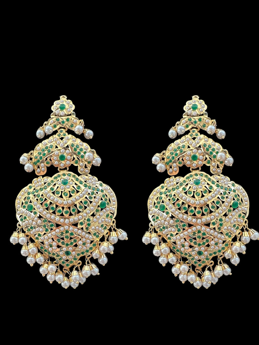 DER643 emerald and pearl jadau earrings ( READY TO SHIP )