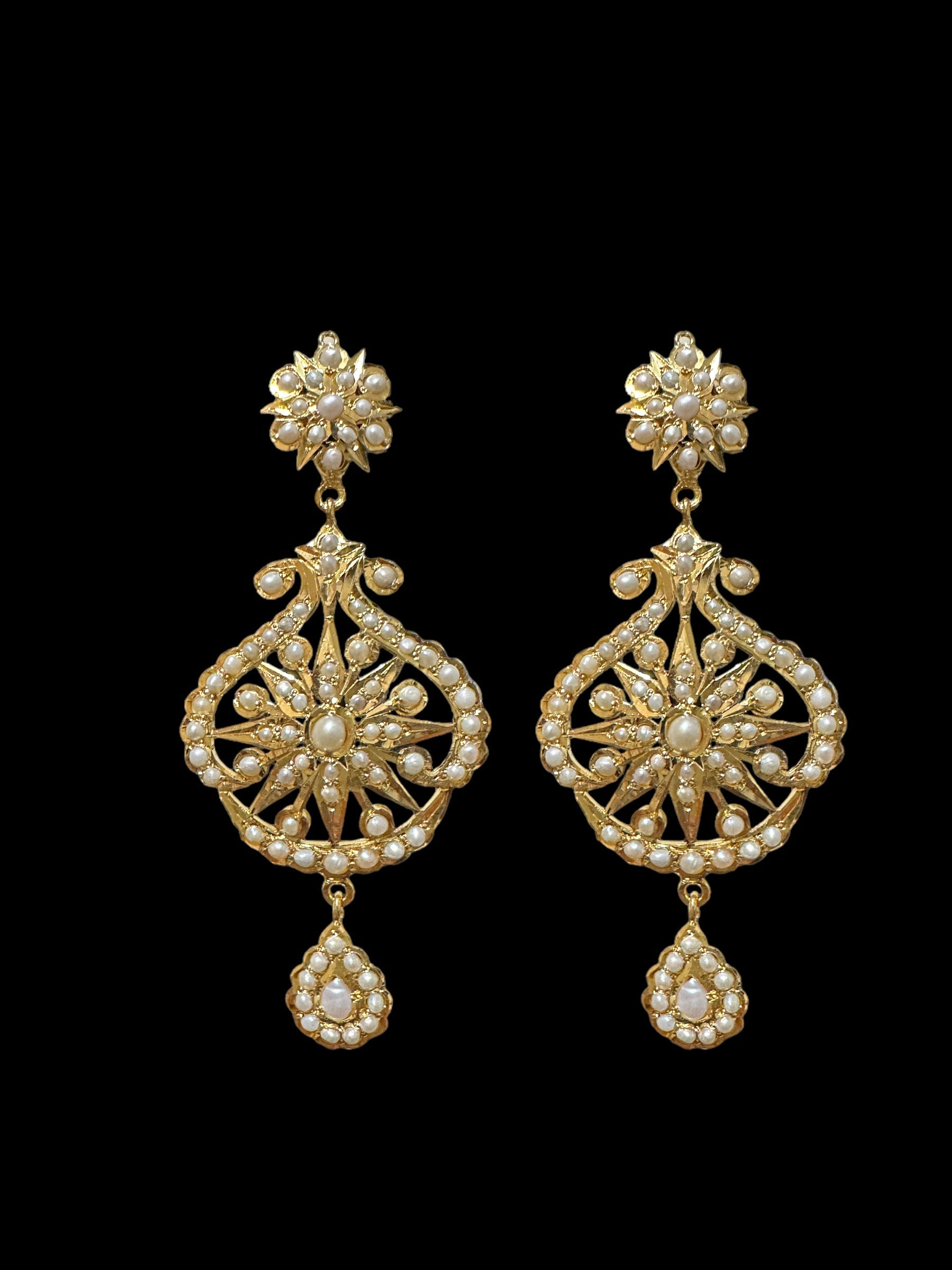 Gold plated silver necklace earrings set in fresh water pearls ( SHIPS IN 4 WEEKS )