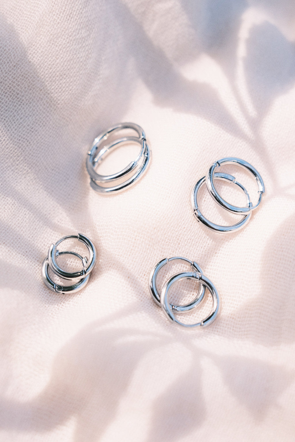 Hypoallergenic Stainless Steel Unisex Men's Hoop Earring - Makaio