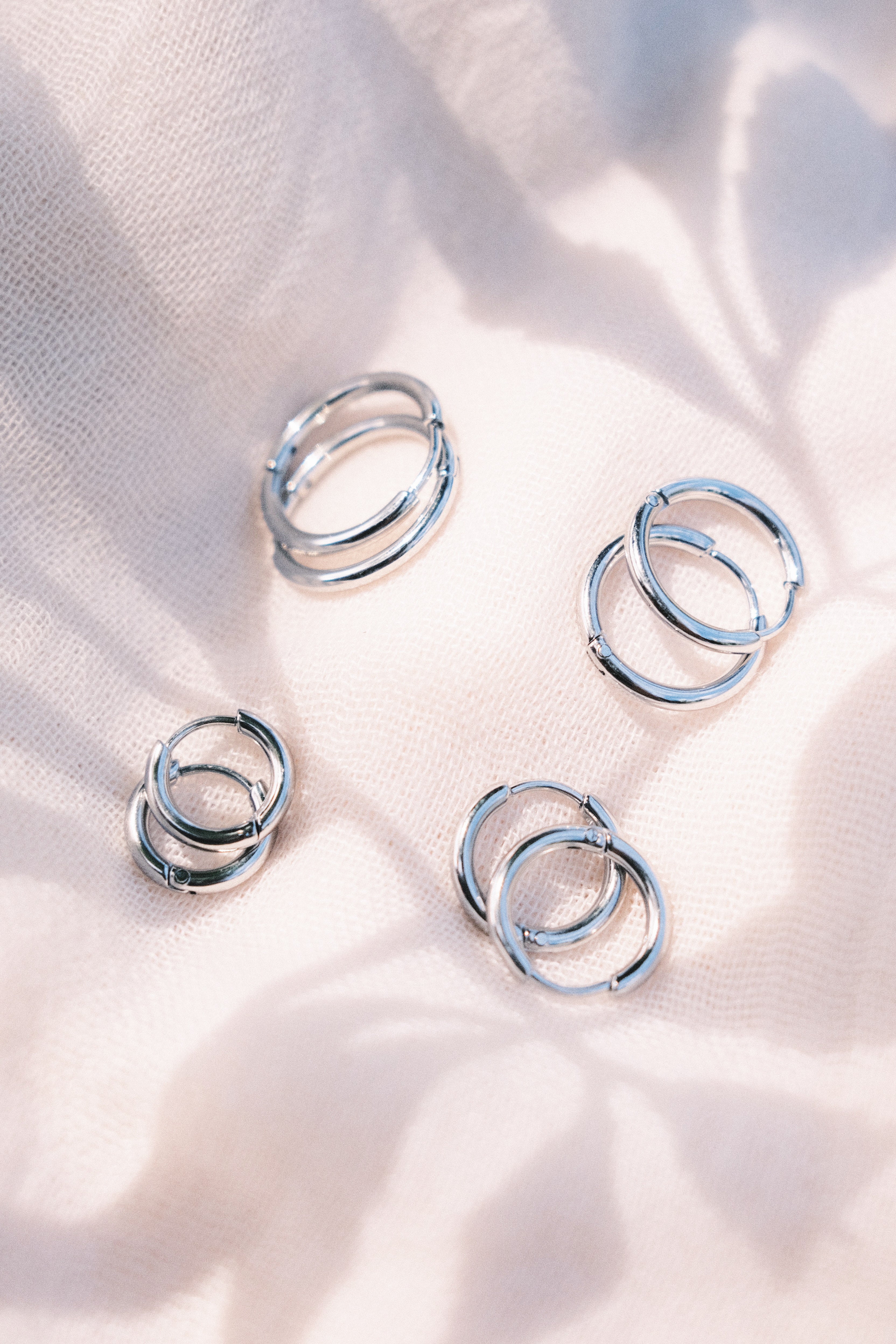 Hypoallergenic Stainless Steel Unisex Men's Hoop Earring - Makaio