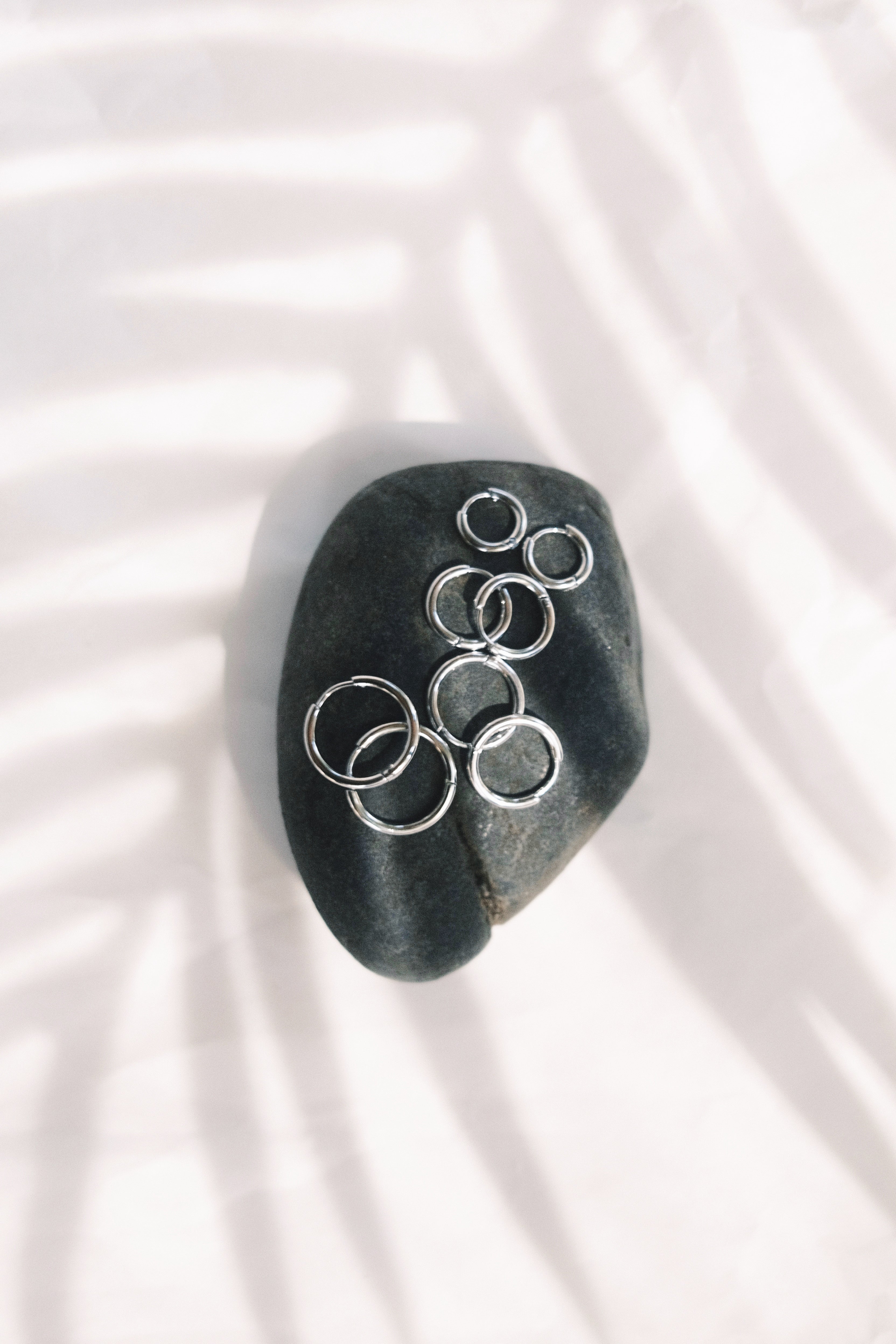 Hypoallergenic Stainless Steel Unisex Men's Hoop Earring - Makaio