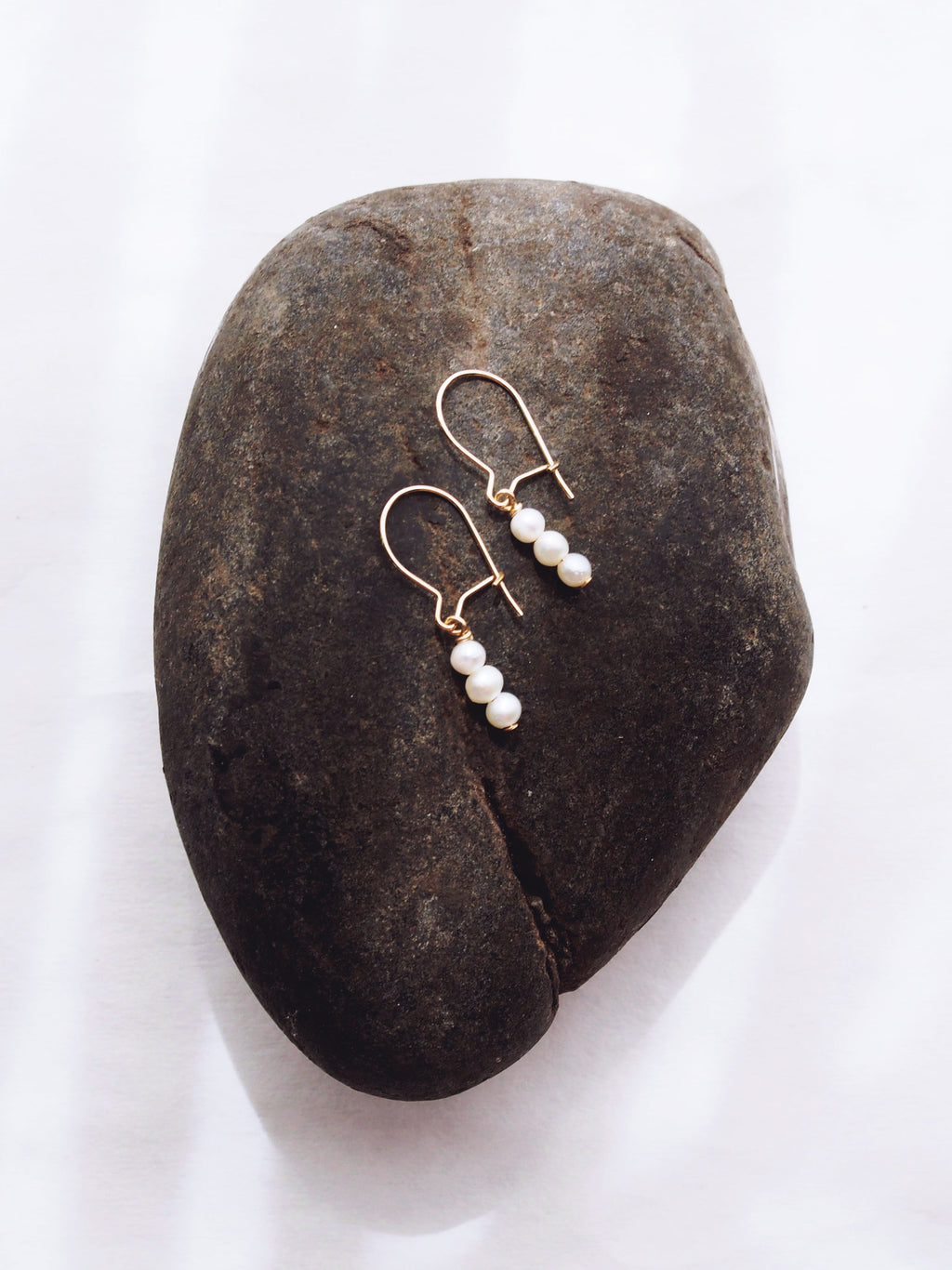 Dainty Gold Pearl Drop Earrings - Kanilea