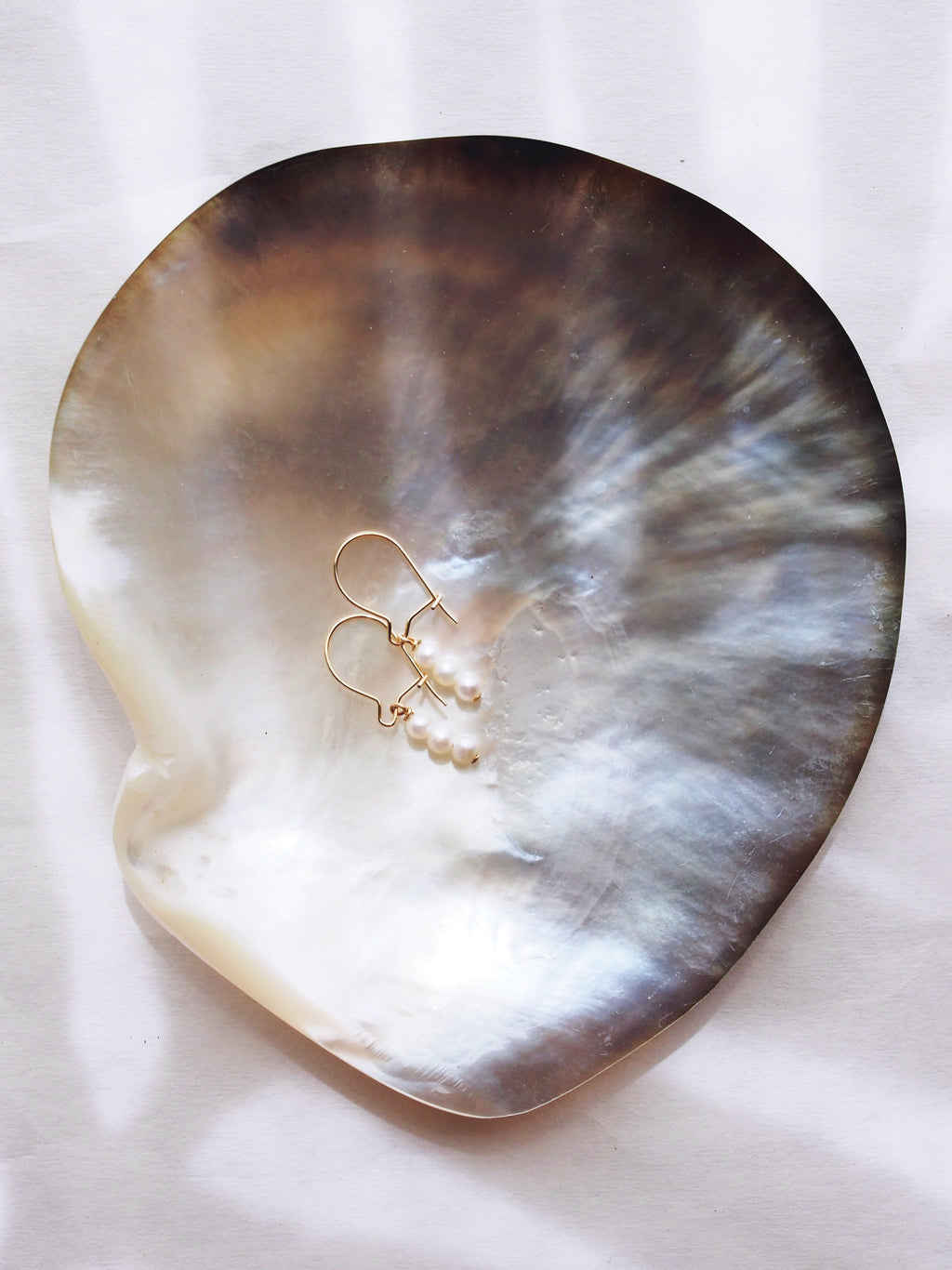 Dainty Gold Pearl Drop Earrings - Kanilea