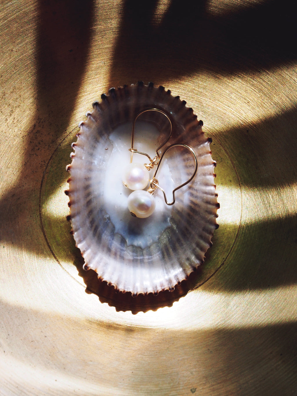 Tiny White Freshwater Pearl Drop Earrings - Gold Ipo