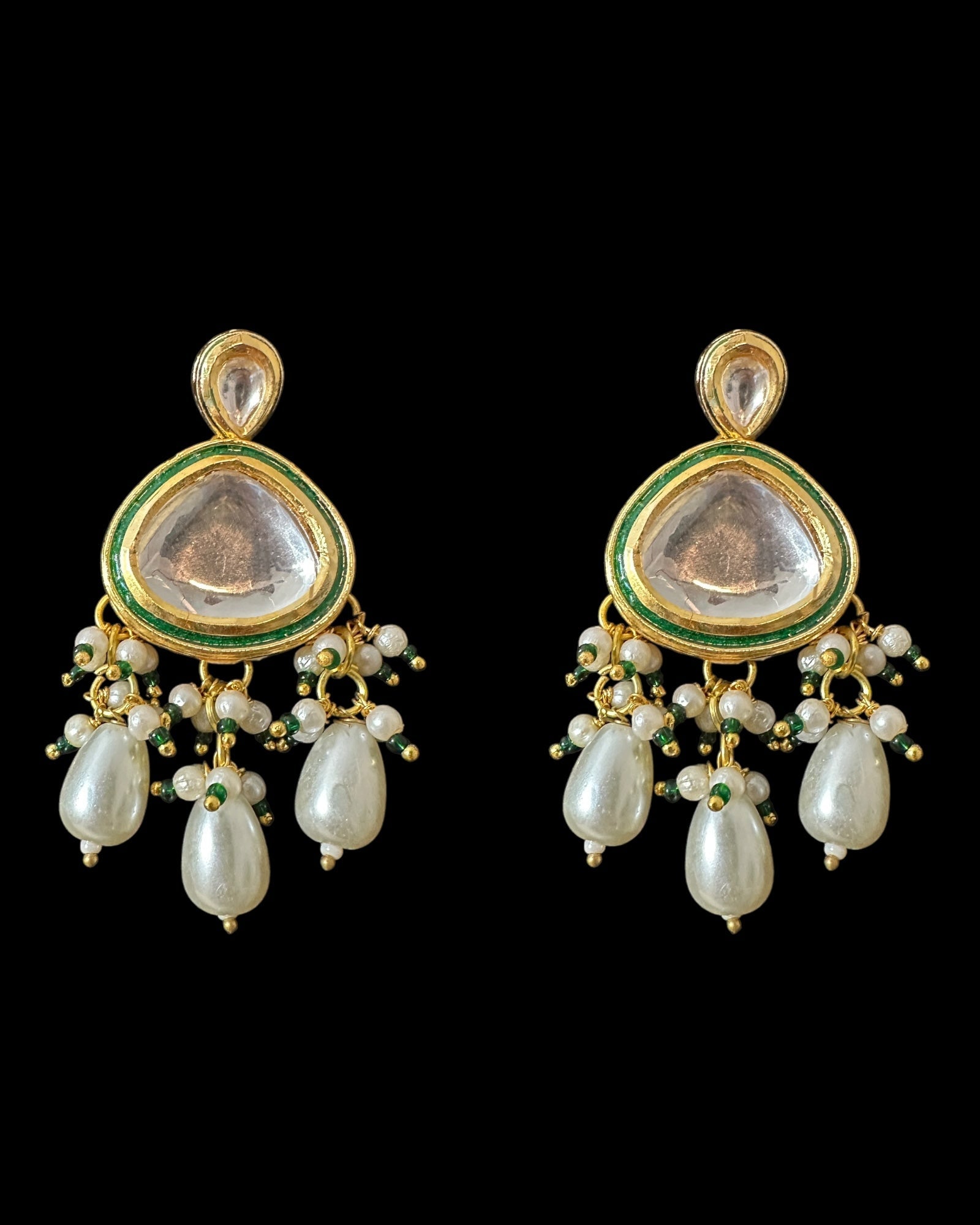 PS550 High quality kundan and pearl pendant set ( SHIPS IN 3 WEEKS )