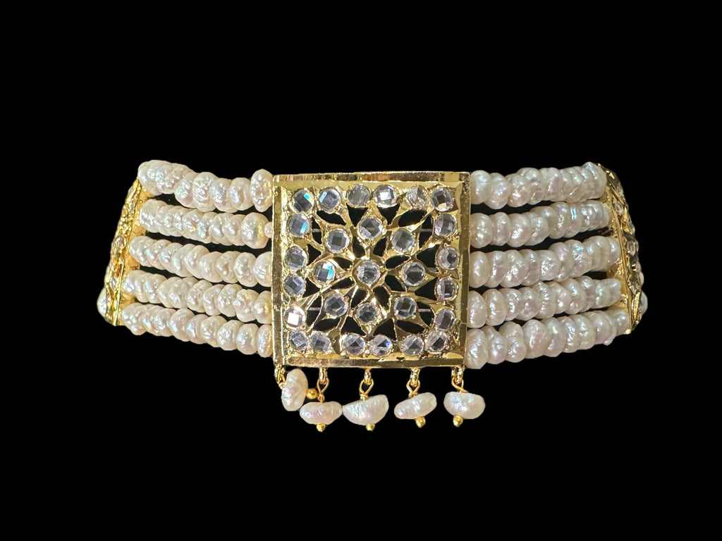 C0 Ariha Pearl choker  in fresh water pearls ( READY TO SHIP )