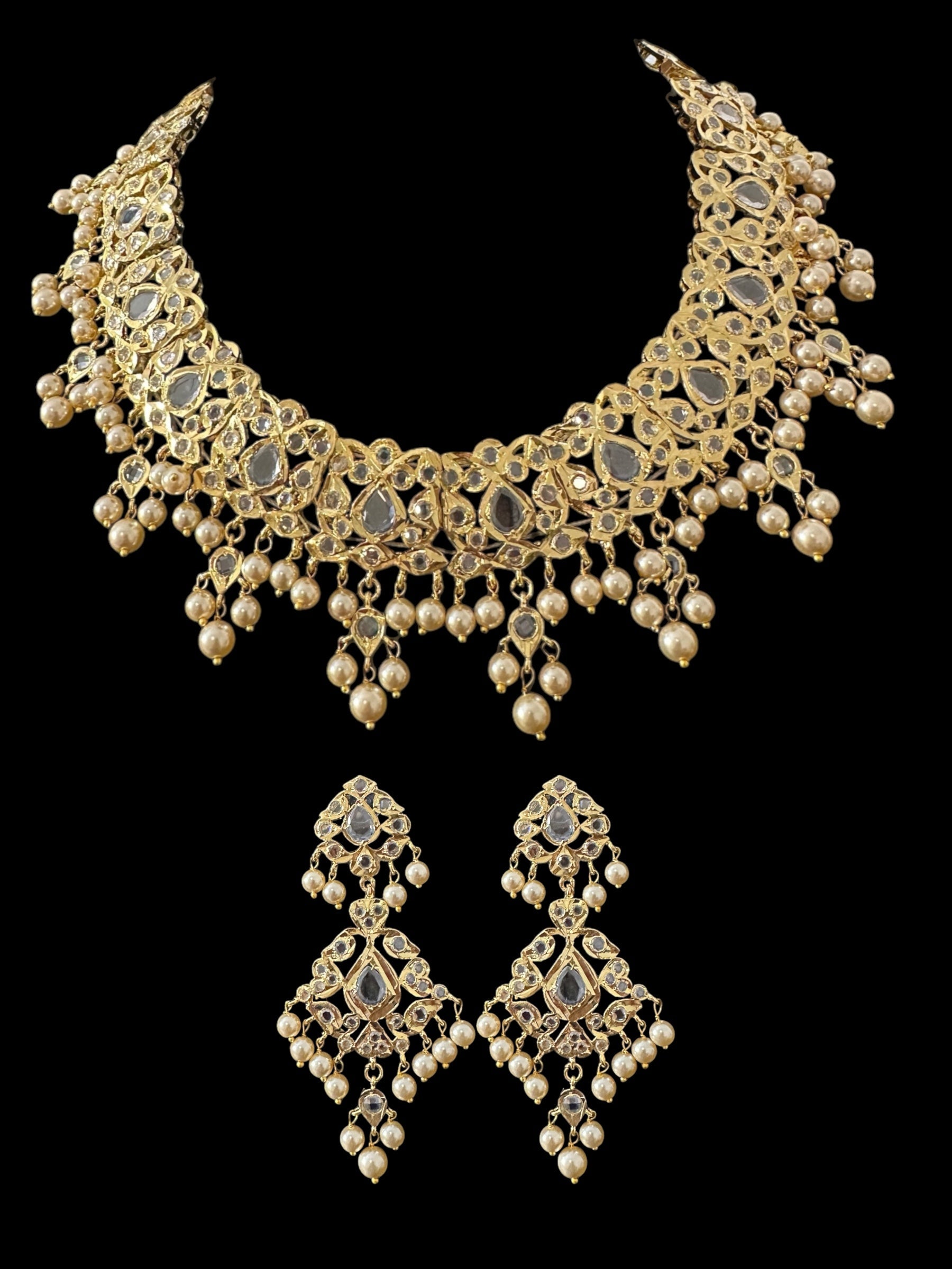 DNS197 Smitha necklace set  in pearls  (READY TO SHIP)