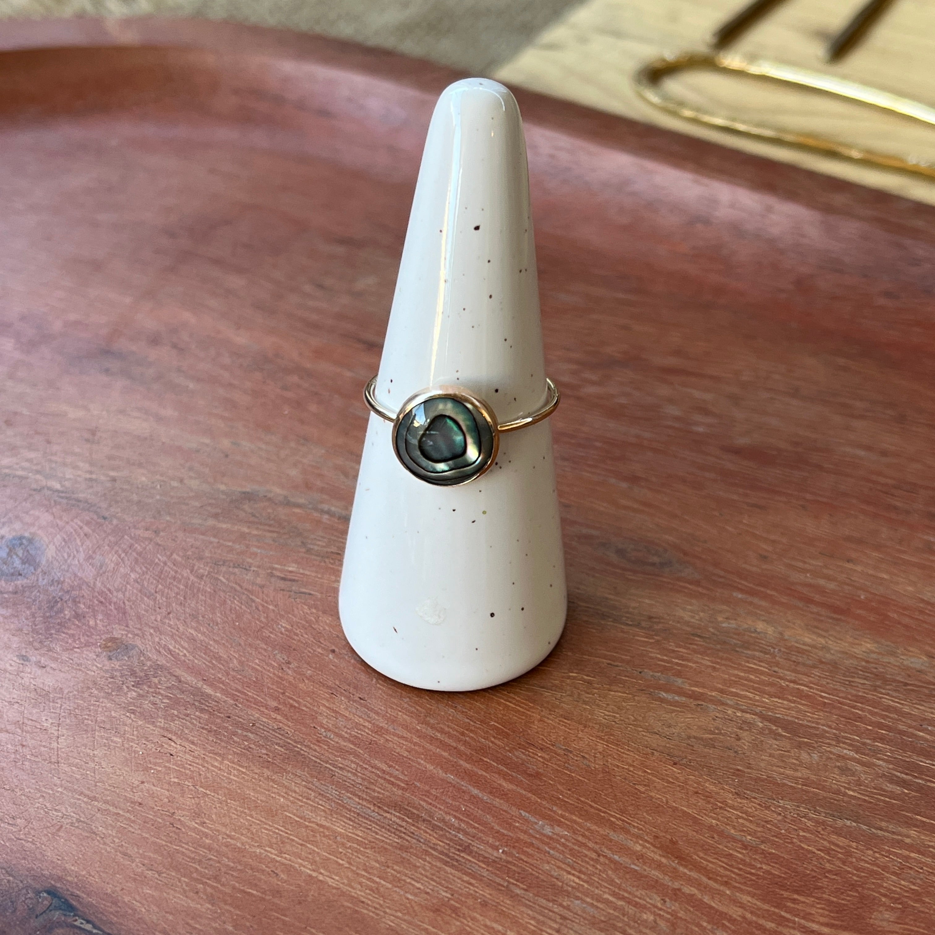 SOLEA ABALONE RING