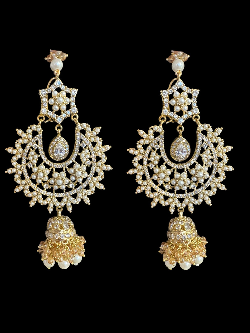 BR494 Marzia bridal set in pearls ( SHIPS IN 3 WEEKS )