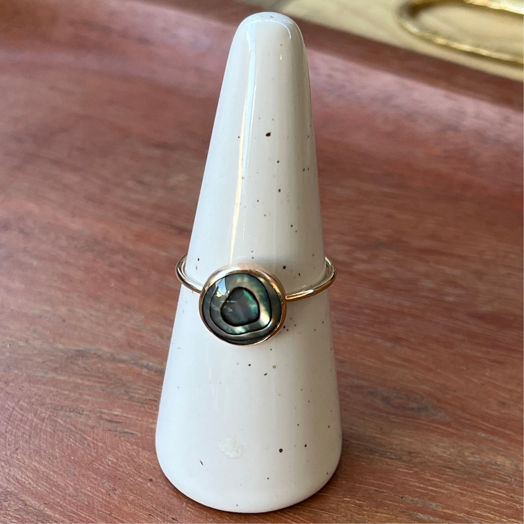 SOLEA ABALONE RING