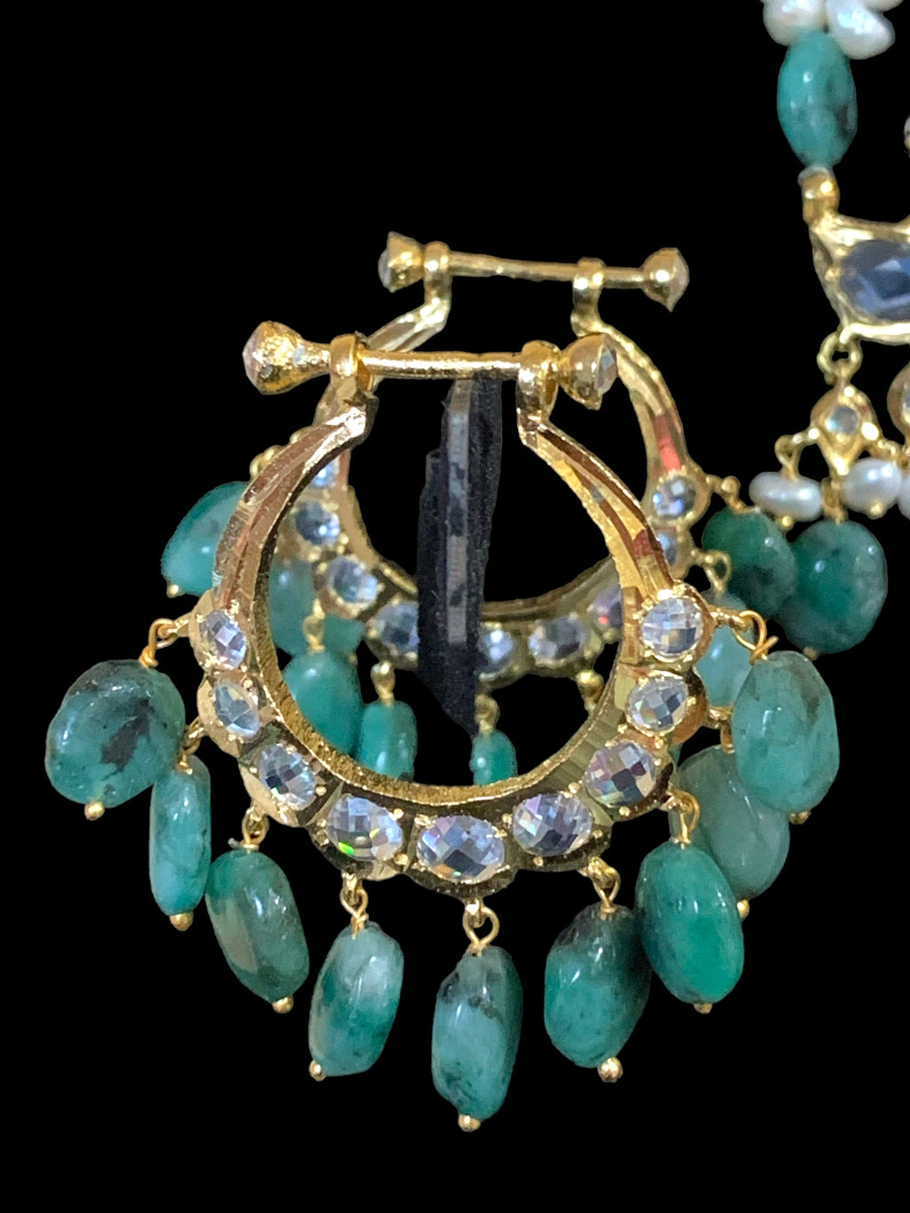 PS301 Tirmani in fresh water pearls and emerald beads ( SHIPS IN 1 WEEK )