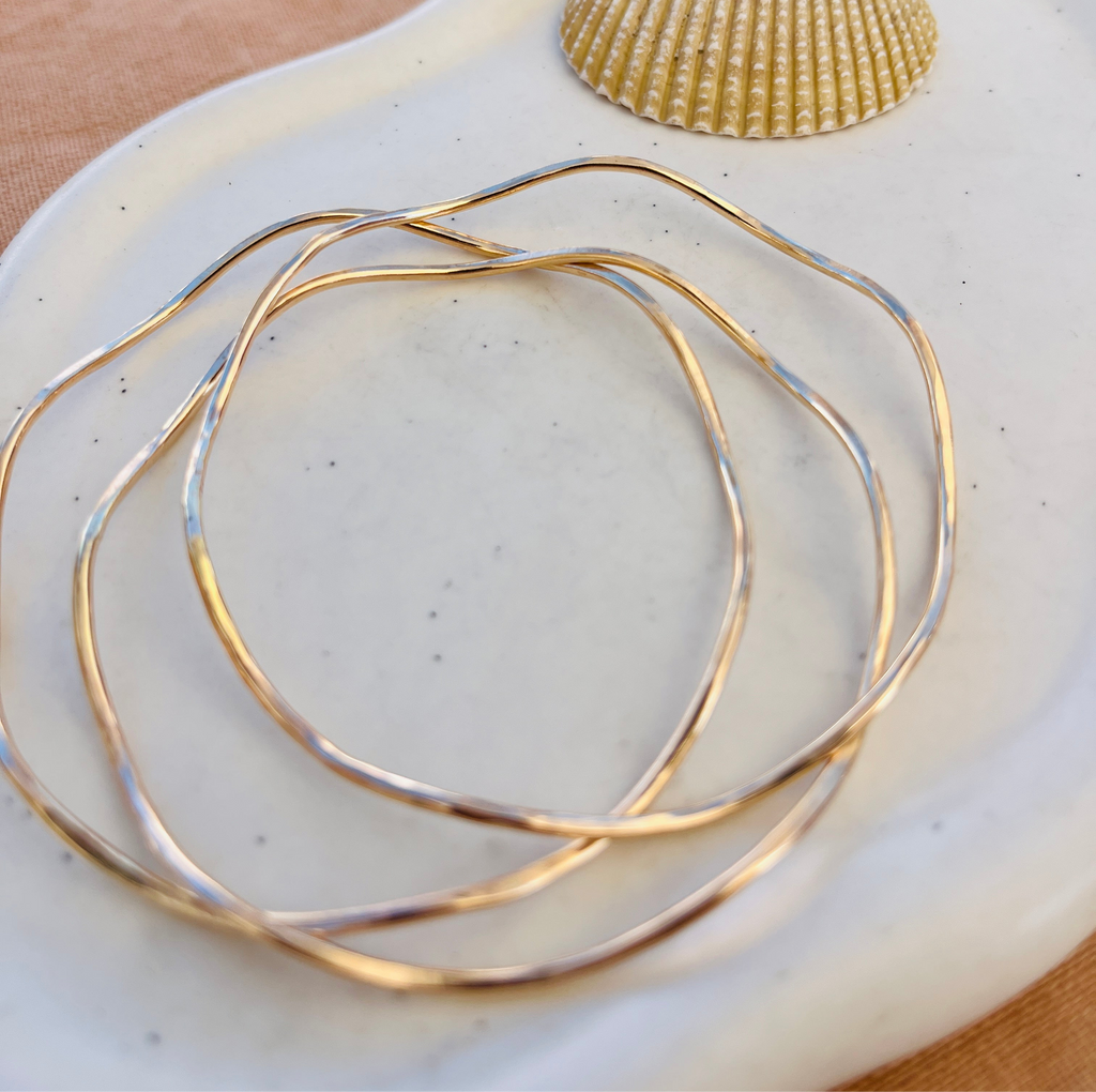 BIG WAVE BANGLE BRACELET