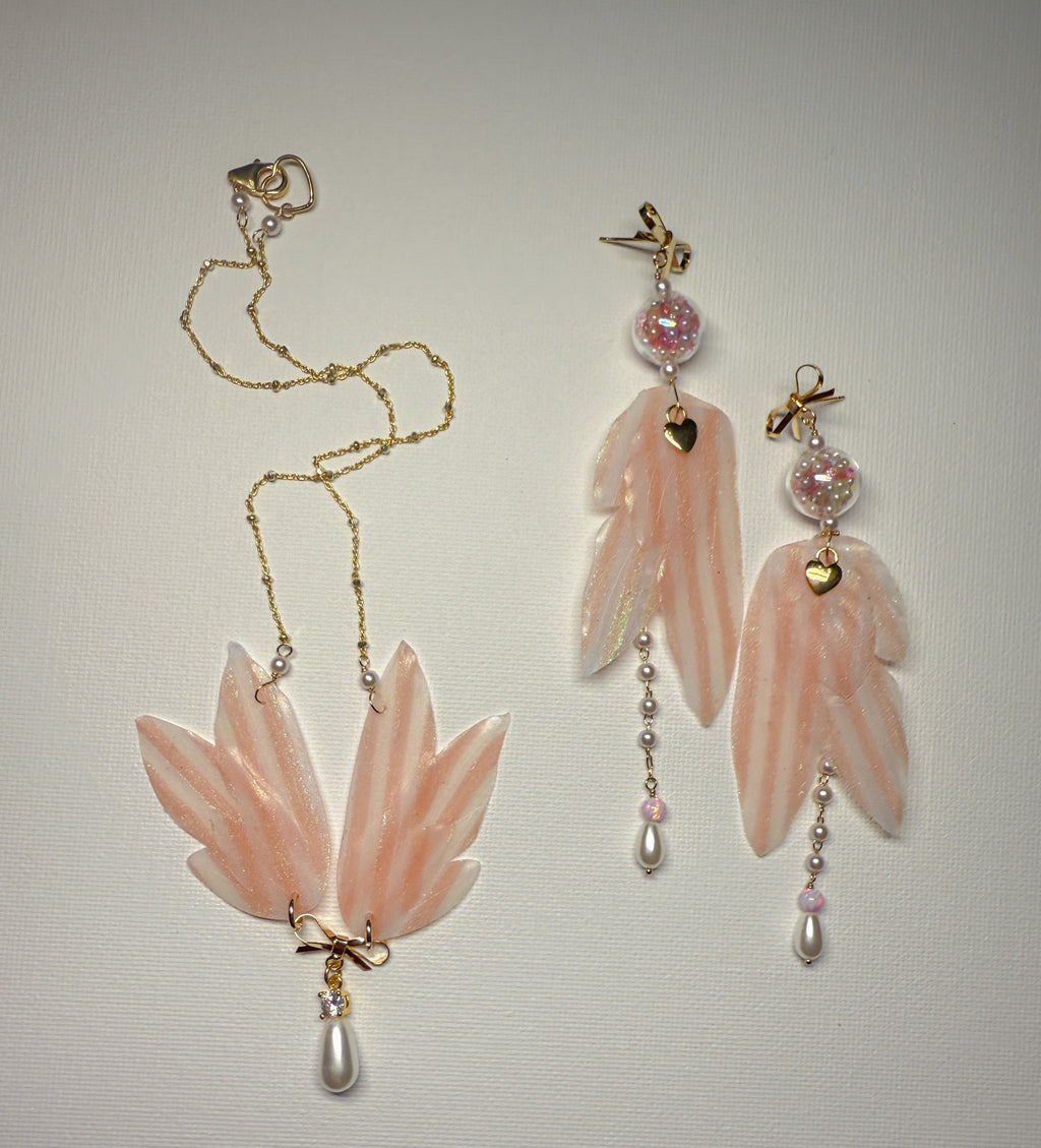 Just girlie things set