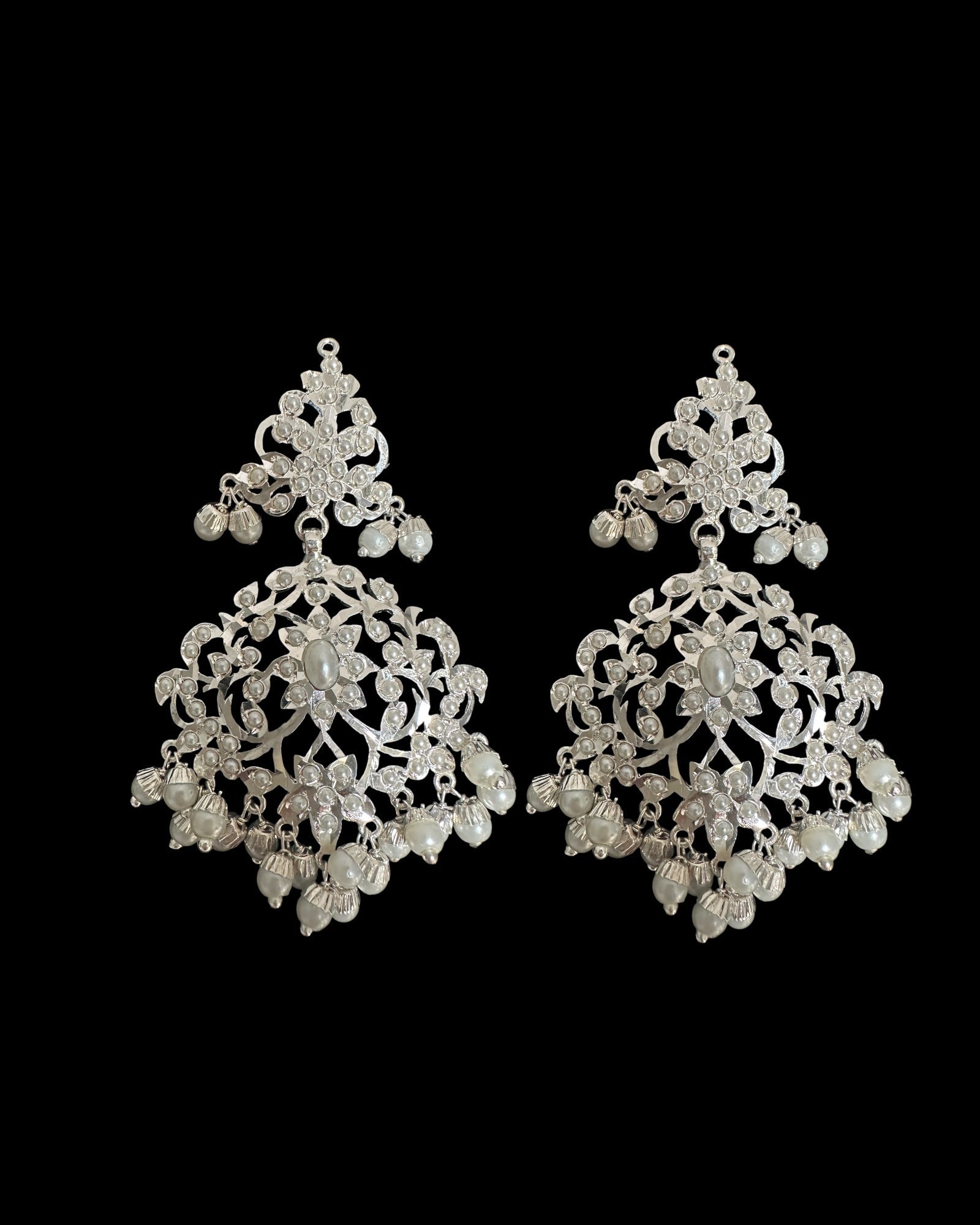 C569 Silver plated jadau choker in pearls ( SHIPS IN 4 WEEKS )