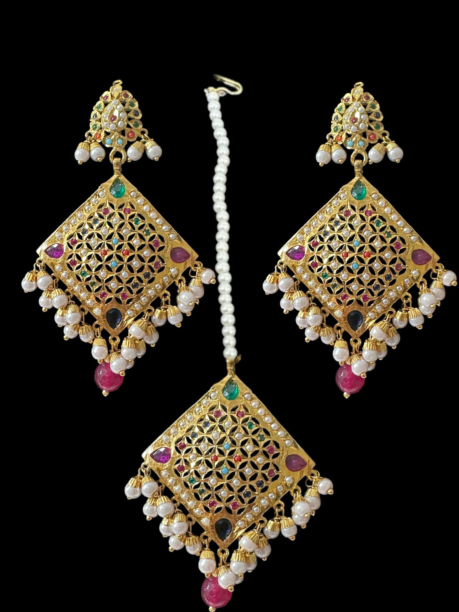 Jadau chandbali earrings tika in Navratan ( READY TO SHIP )